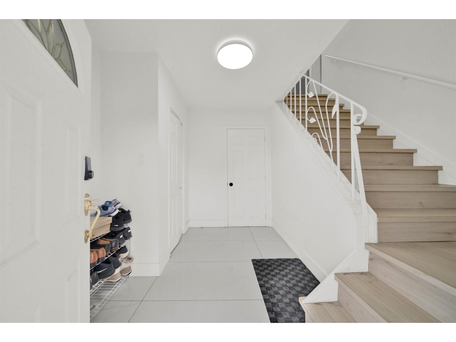 11488 140 Street, Surrey, British Columbia  V3R 3G8 - Photo 4 - R3092500