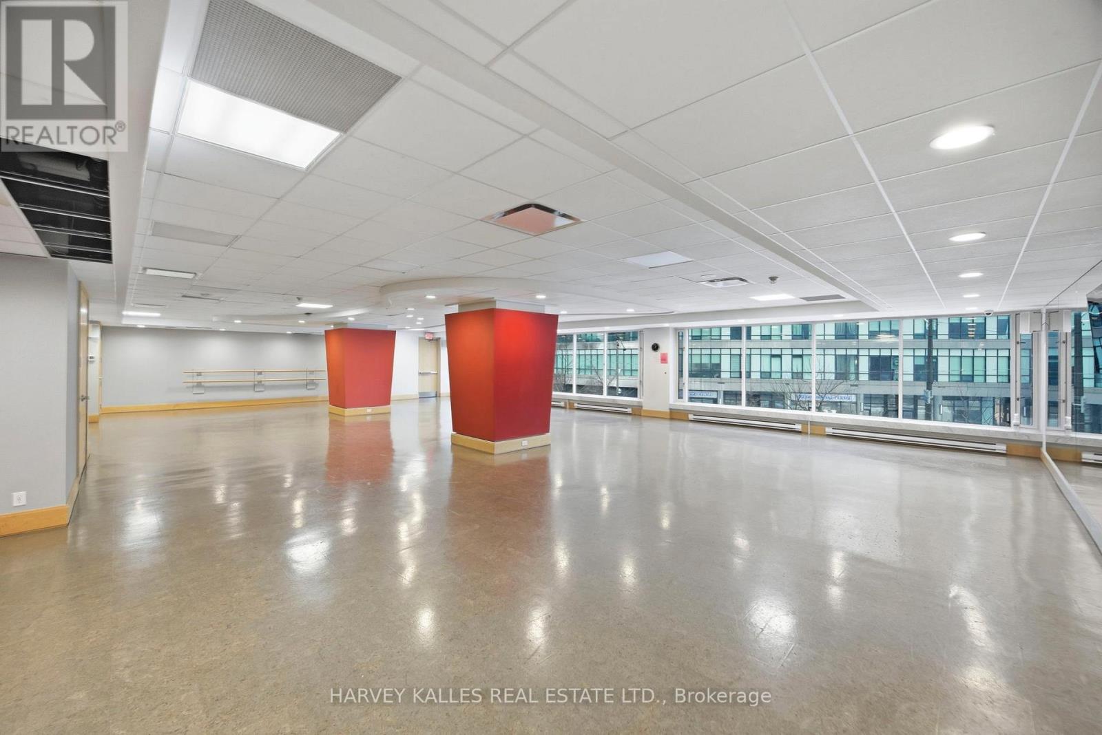 1805 - 10 Yonge Street, Toronto, Ontario  M5E 1R4 - Photo 25 - C12812818