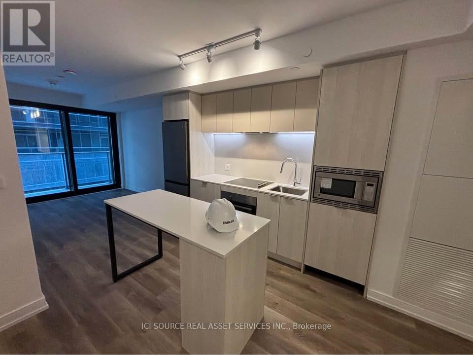618 - 1 Jarvis Street, Hamilton, Ontario  L8R 0A8 - Photo 5 - X12779318