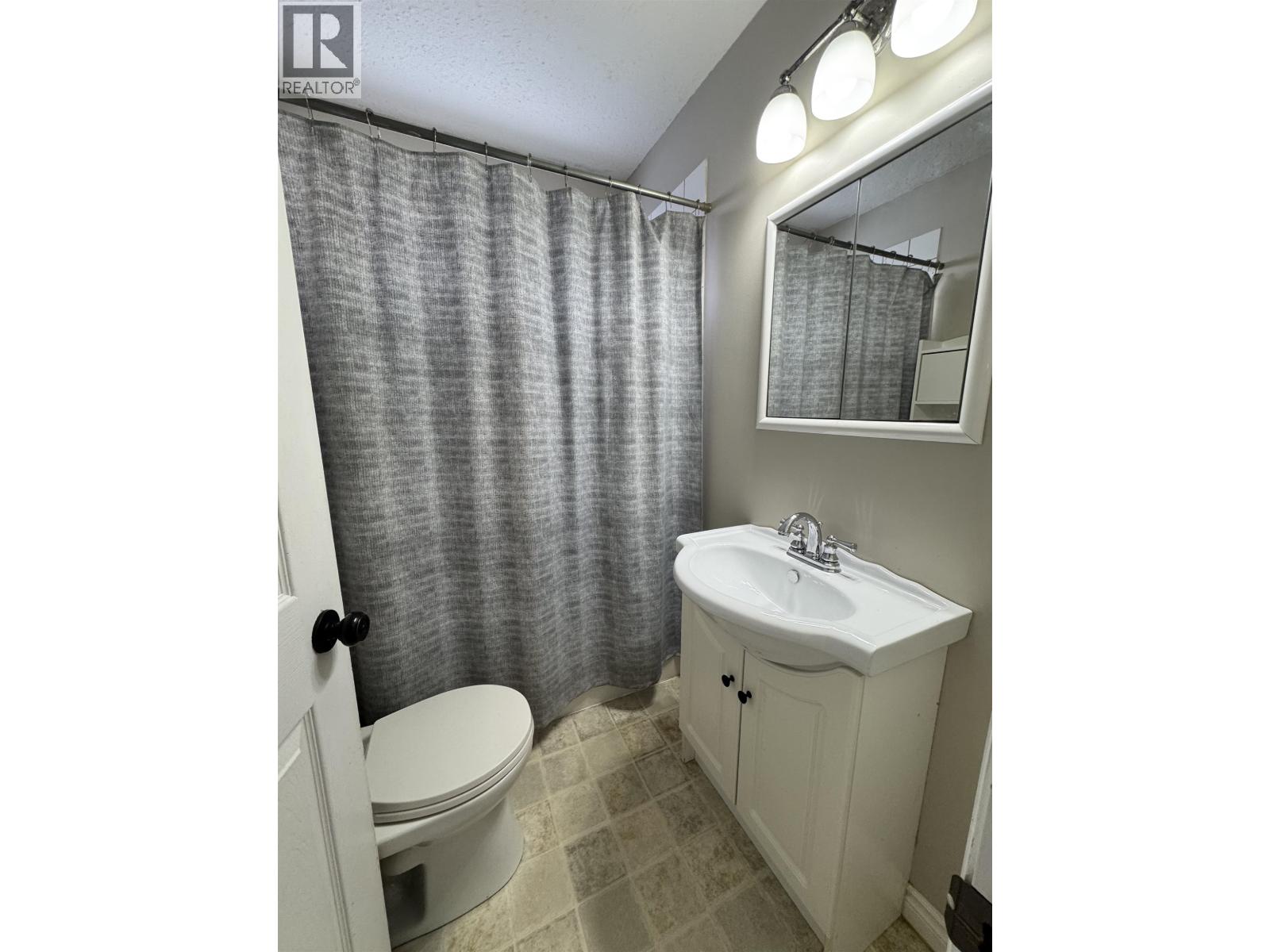 8320 96 Avenue, Fort St. John, British Columbia  V1J 1J8 - Photo 8 - R3092590