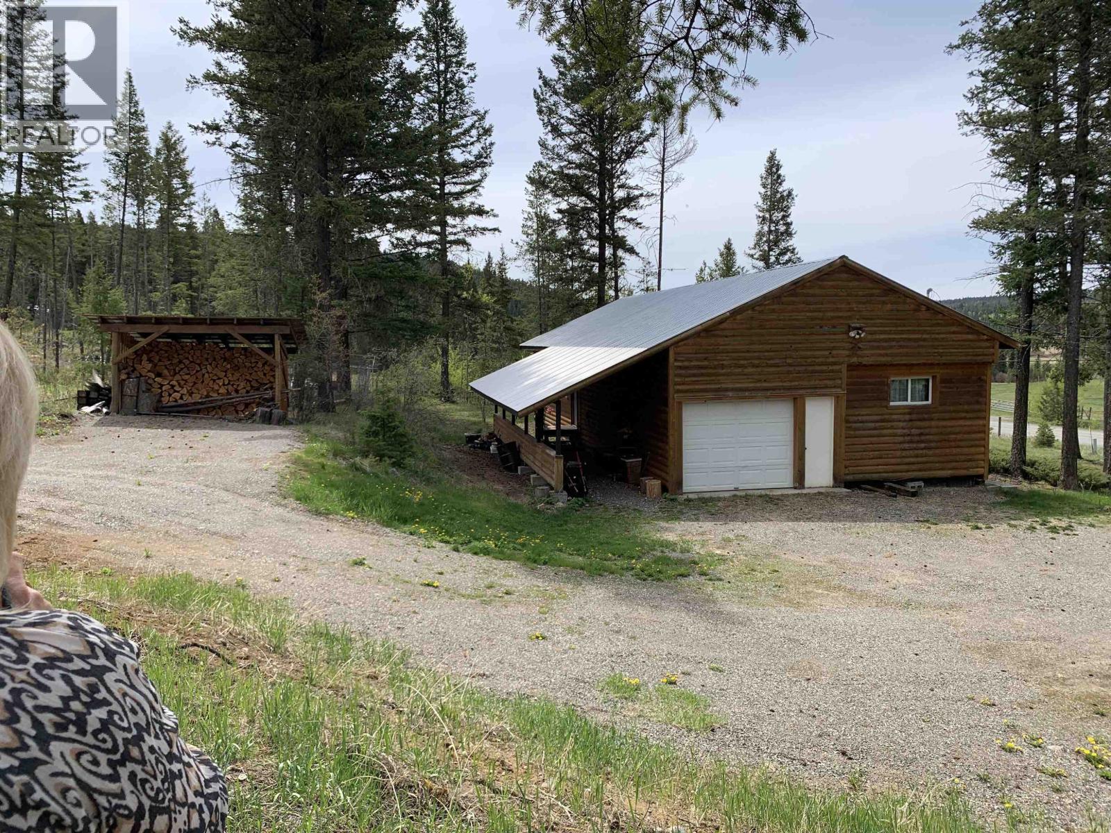 2337 Chimney Lake Road, Williams Lake, British Columbia  V2G 4W2 - Photo 5 - R3092493