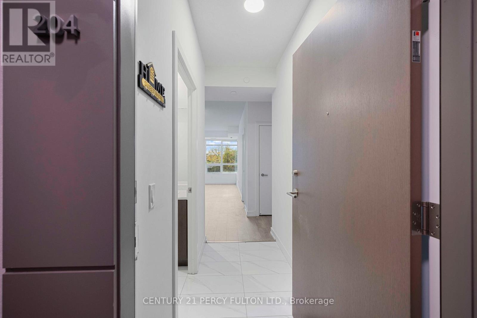 204 - 10 Wilby Crescent, Toronto, Ontario  M9N 1E5 - Photo 4 - W12812976