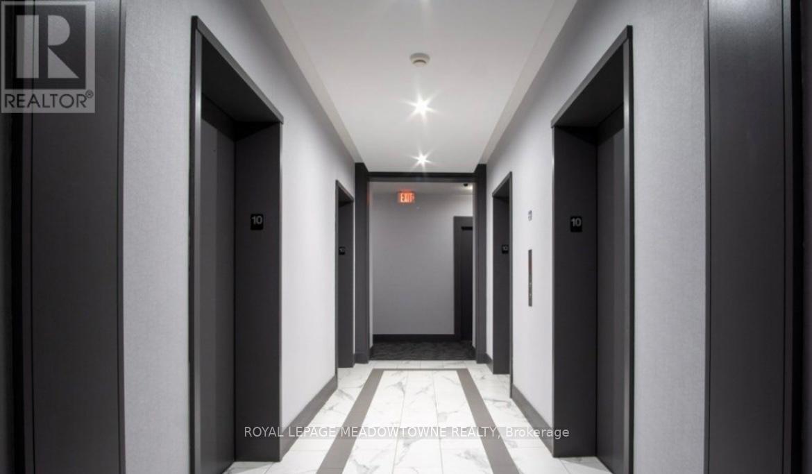 501 - 4070 Confederation Parkway, Mississauga, Ontario  L5B 0E9 - Photo 6 - W12812990
