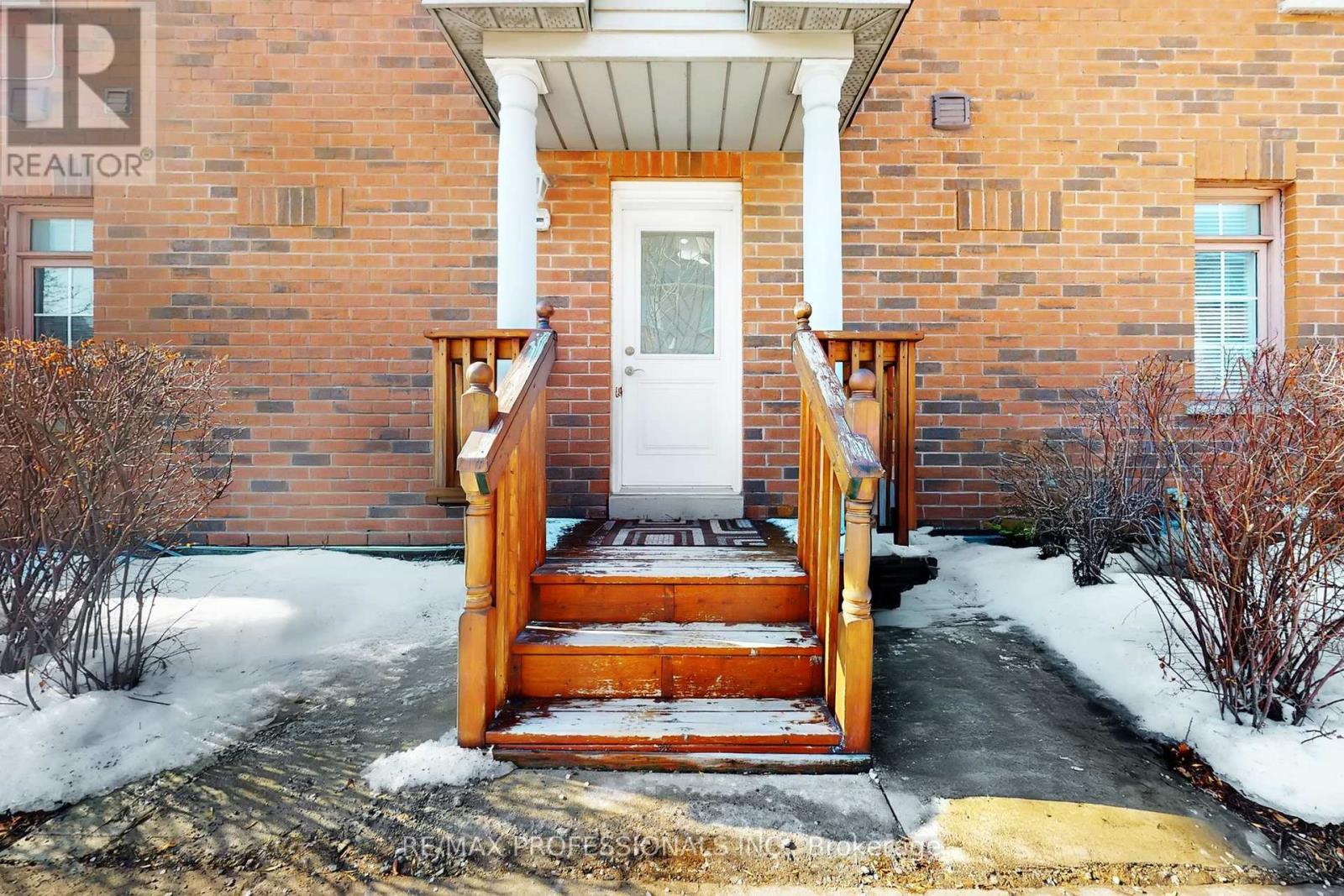 Bsmt - 100 Rory Road, Toronto, Ontario  M6L 3G1 - Photo 7 - W12812992