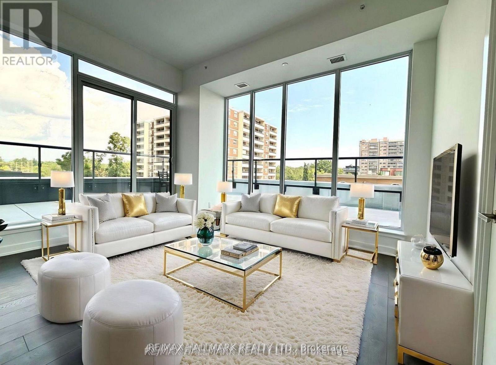 402 - 370 MARTHA STREET, Burlington, Ontario