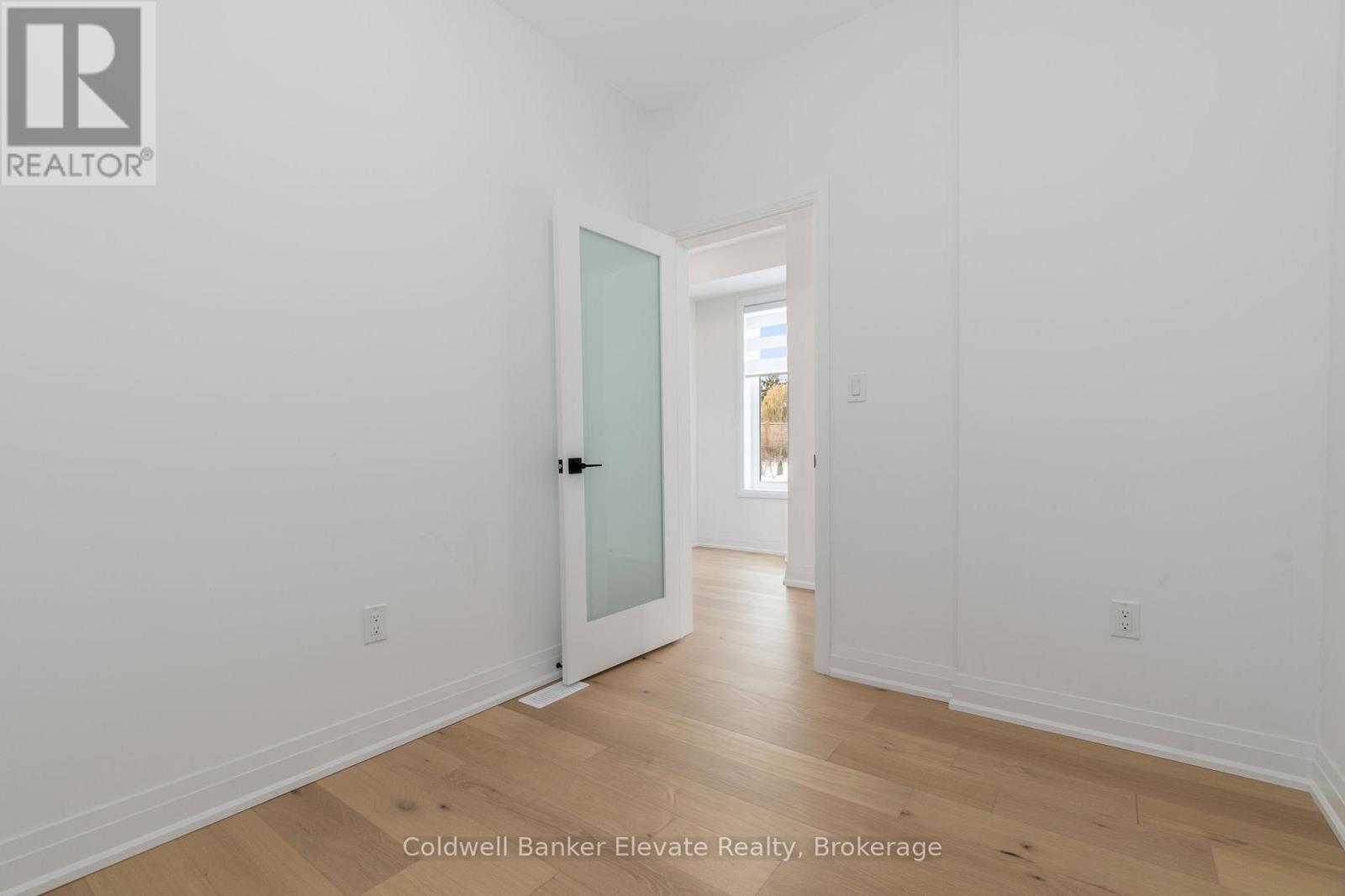 72 Windtree Way, Halton Hills, Ontario  L7G 0P6 - Photo 11 - W12813036