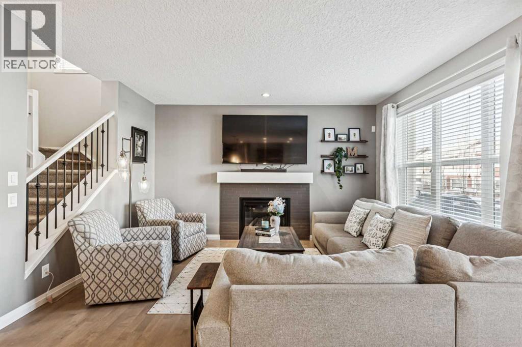 49 Sunset Manor, Cochrane, Alberta  T4C 0N3 - Photo 8 - A2283407