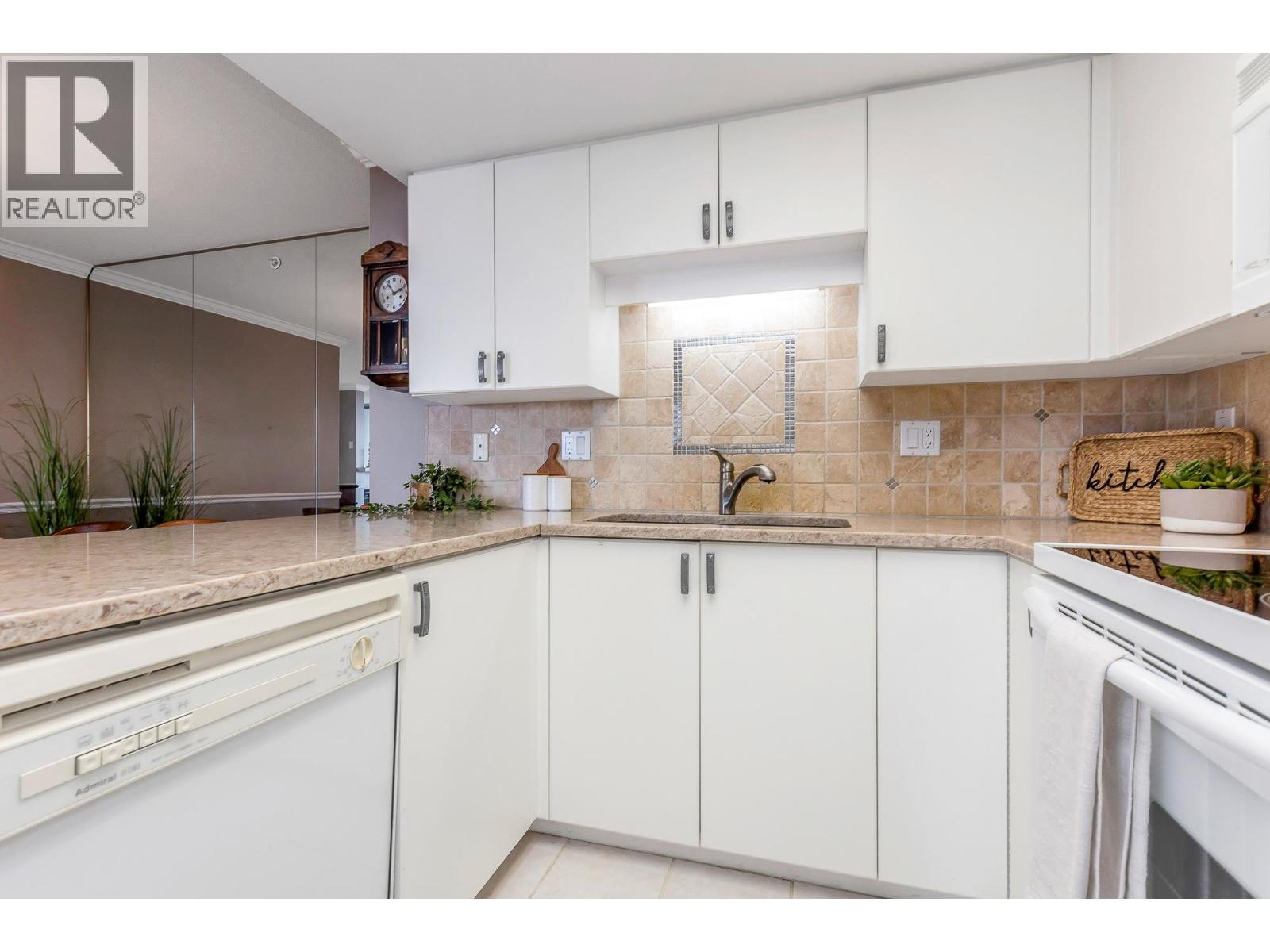 1904 719 Princess Street, New Westminster, British Columbia  V3M 6T9 - Photo 13 - R3092477