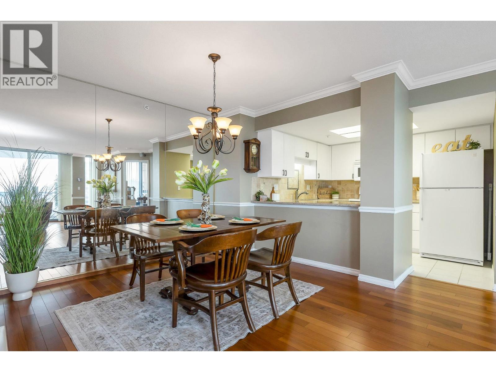 1904 719 Princess Street, New Westminster, British Columbia  V3M 6T9 - Photo 4 - R3092477