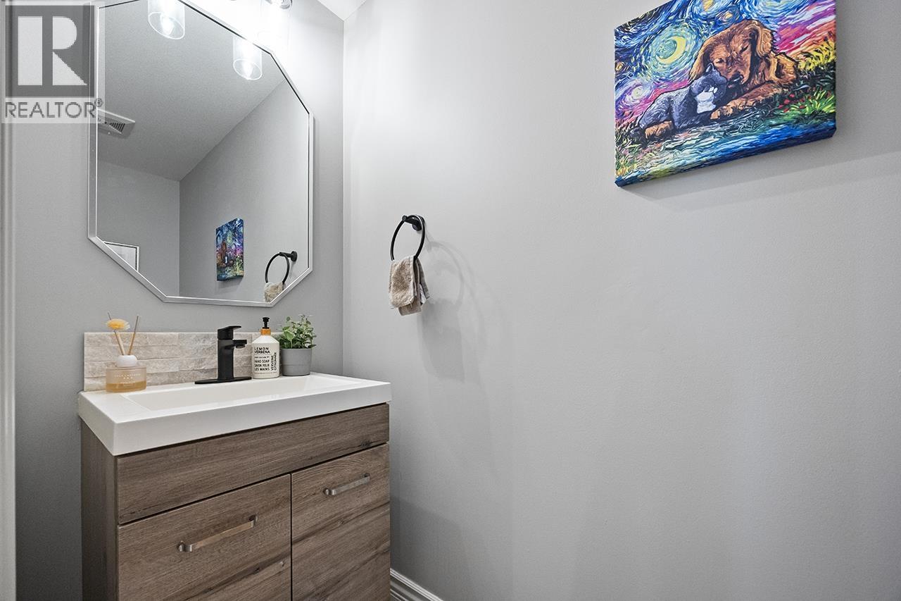 3376 Plateau Boulevard, Coquitlam, British Columbia  V3E 3R3 - Photo 10 - R3092545