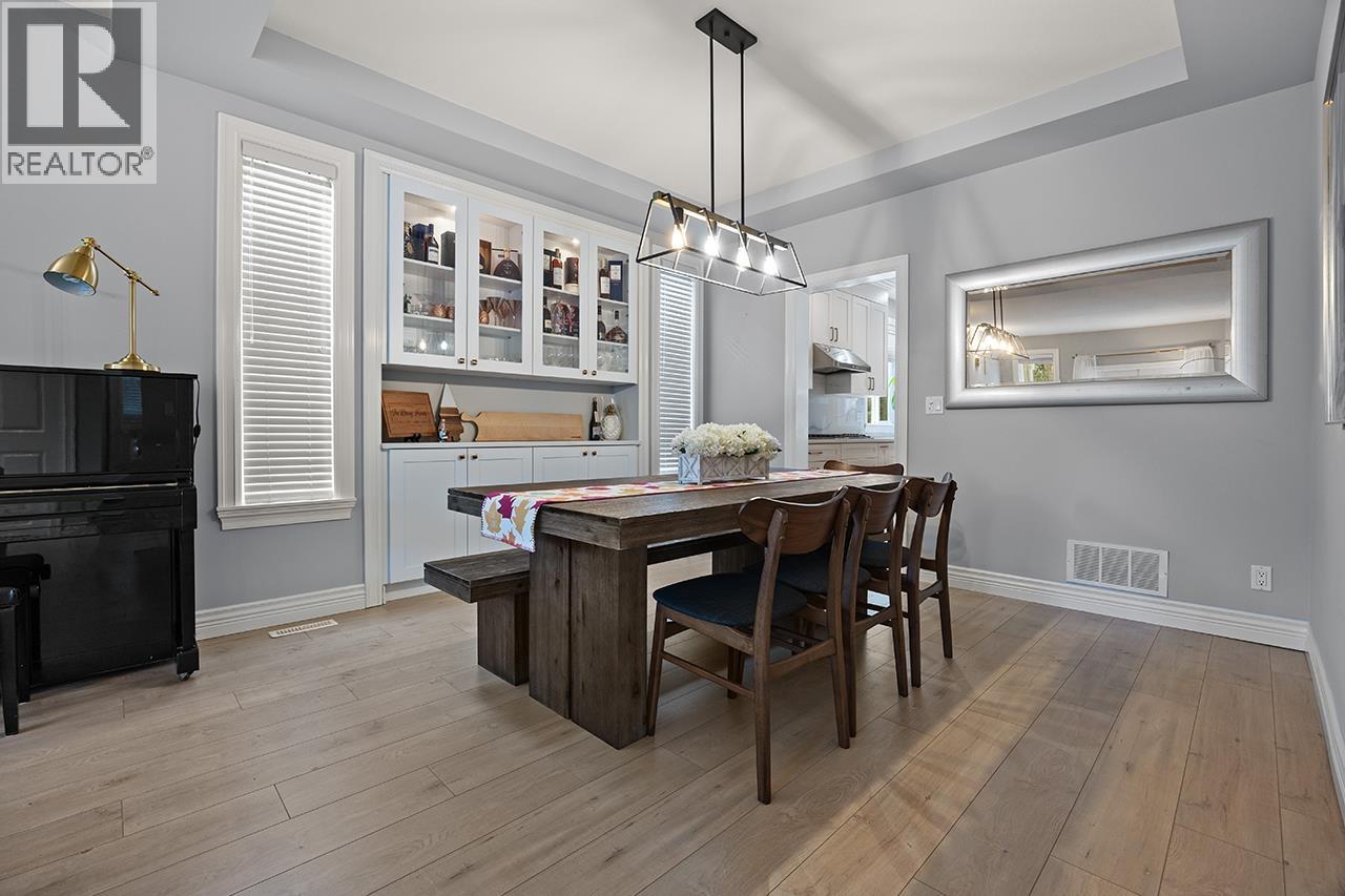 3376 Plateau Boulevard, Coquitlam, British Columbia  V3E 3R3 - Photo 7 - R3092545