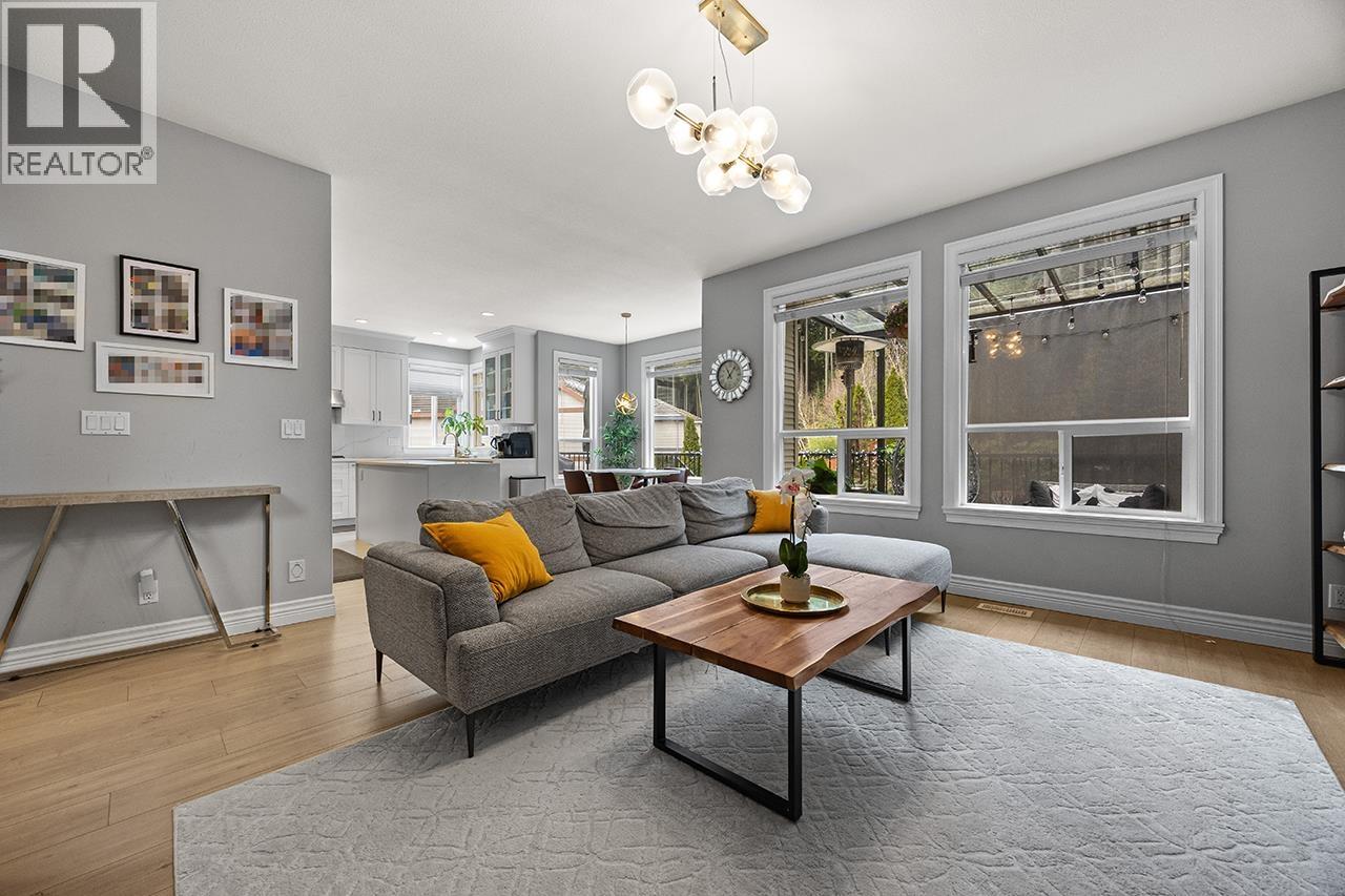 3376 Plateau Boulevard, Coquitlam, British Columbia  V3E 3R3 - Photo 13 - R3092545