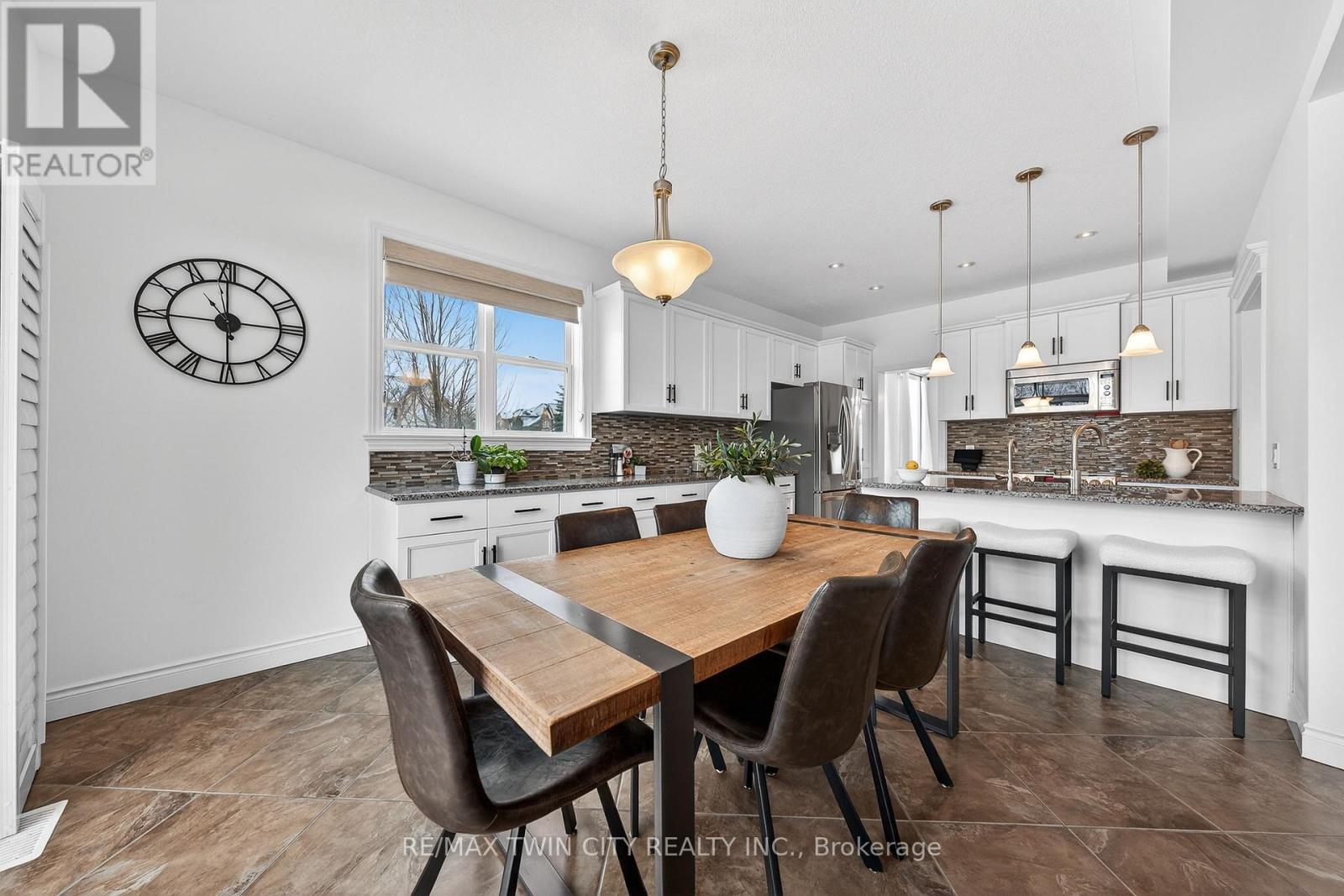 107 Janine Street, Kitchener, Ontario  N2A 4M1 - Photo 14 - X12812982