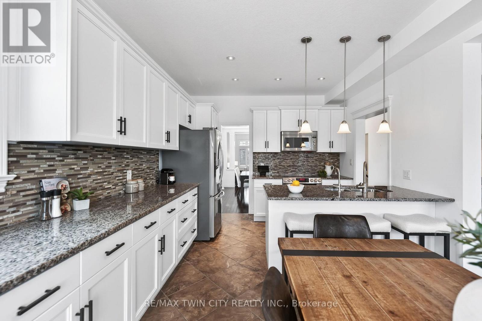 107 Janine Street, Kitchener, Ontario  N2A 4M1 - Photo 21 - X12812982