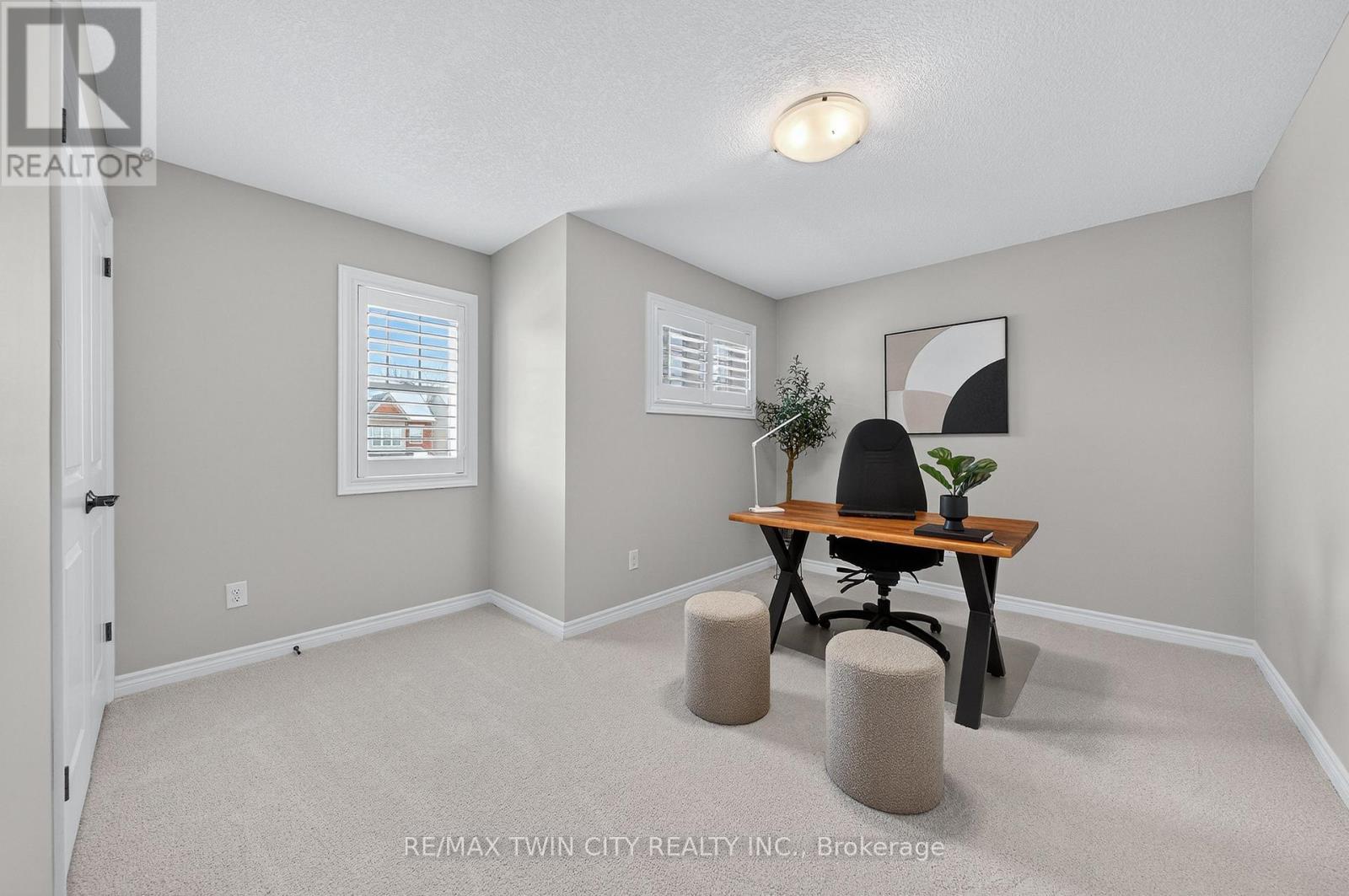 107 Janine Street, Kitchener, Ontario  N2A 4M1 - Photo 38 - X12812982