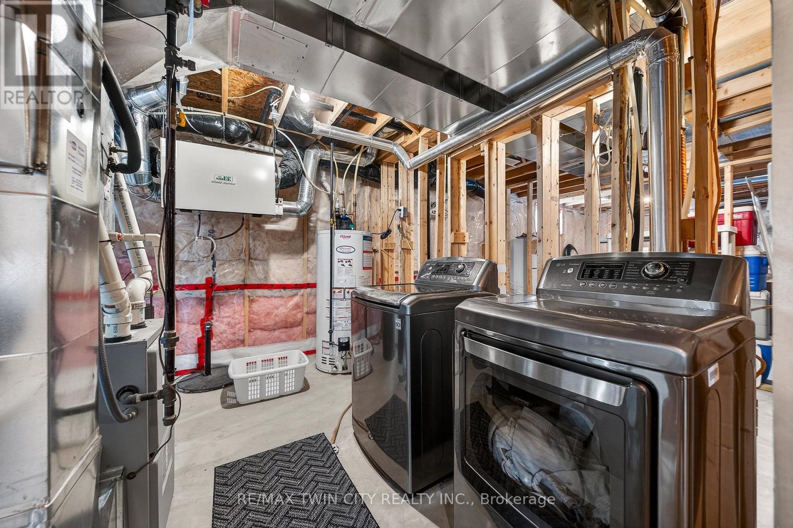 107 Janine Street, Kitchener, Ontario  N2A 4M1 - Photo 39 - X12812982