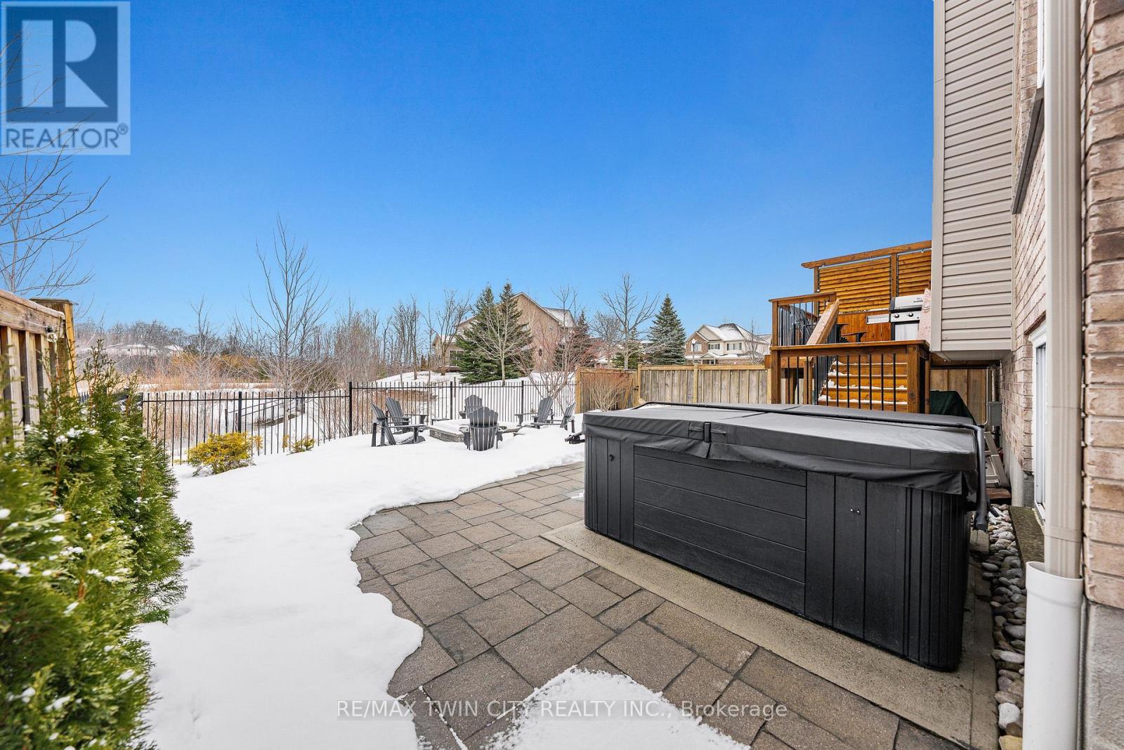 107 Janine Street, Kitchener, Ontario  N2A 4M1 - Photo 50 - X12812982