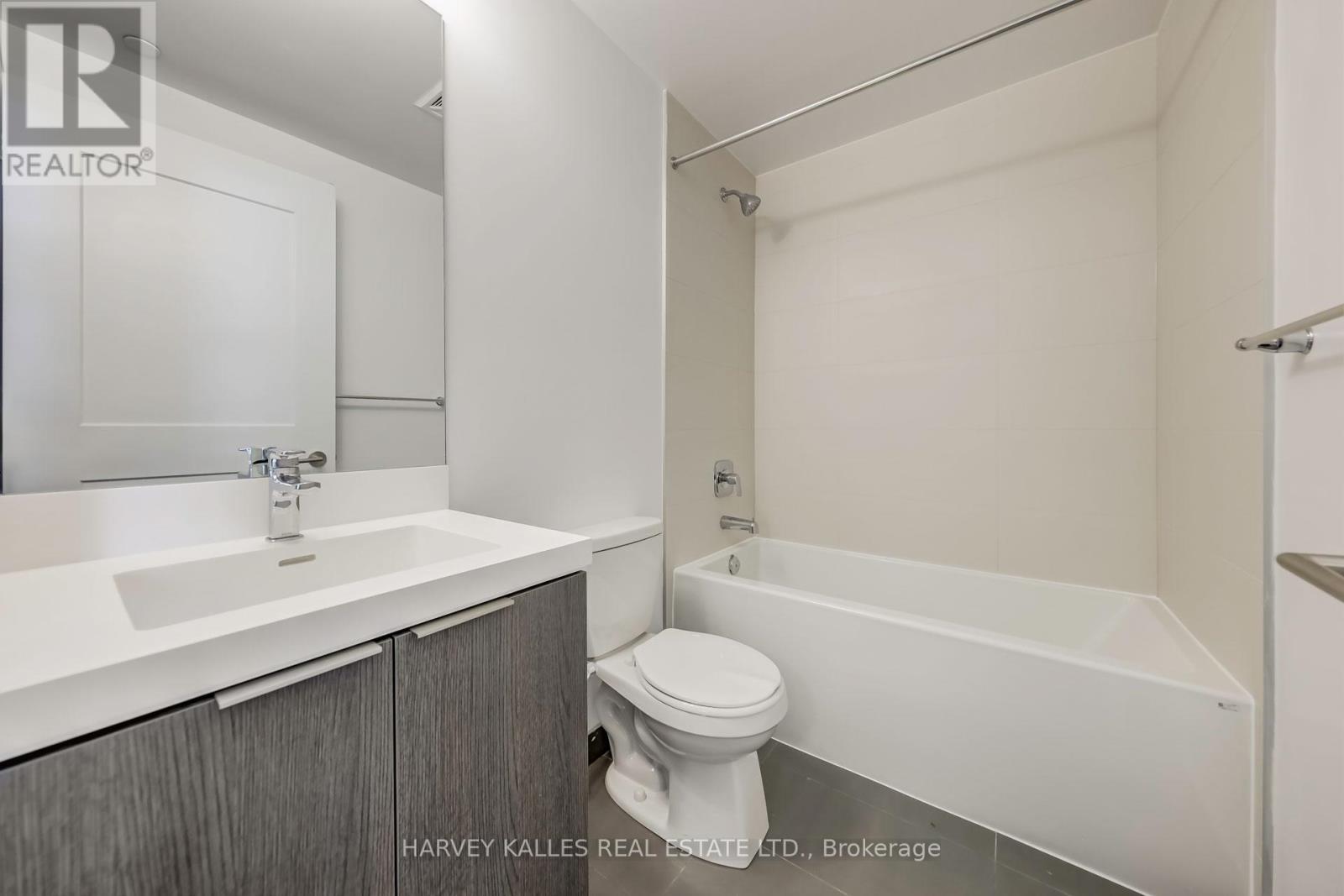 Th117 - 50 Dunfield Avenue, Toronto, Ontario  M4S 0E4 - Photo 6 - C12749982