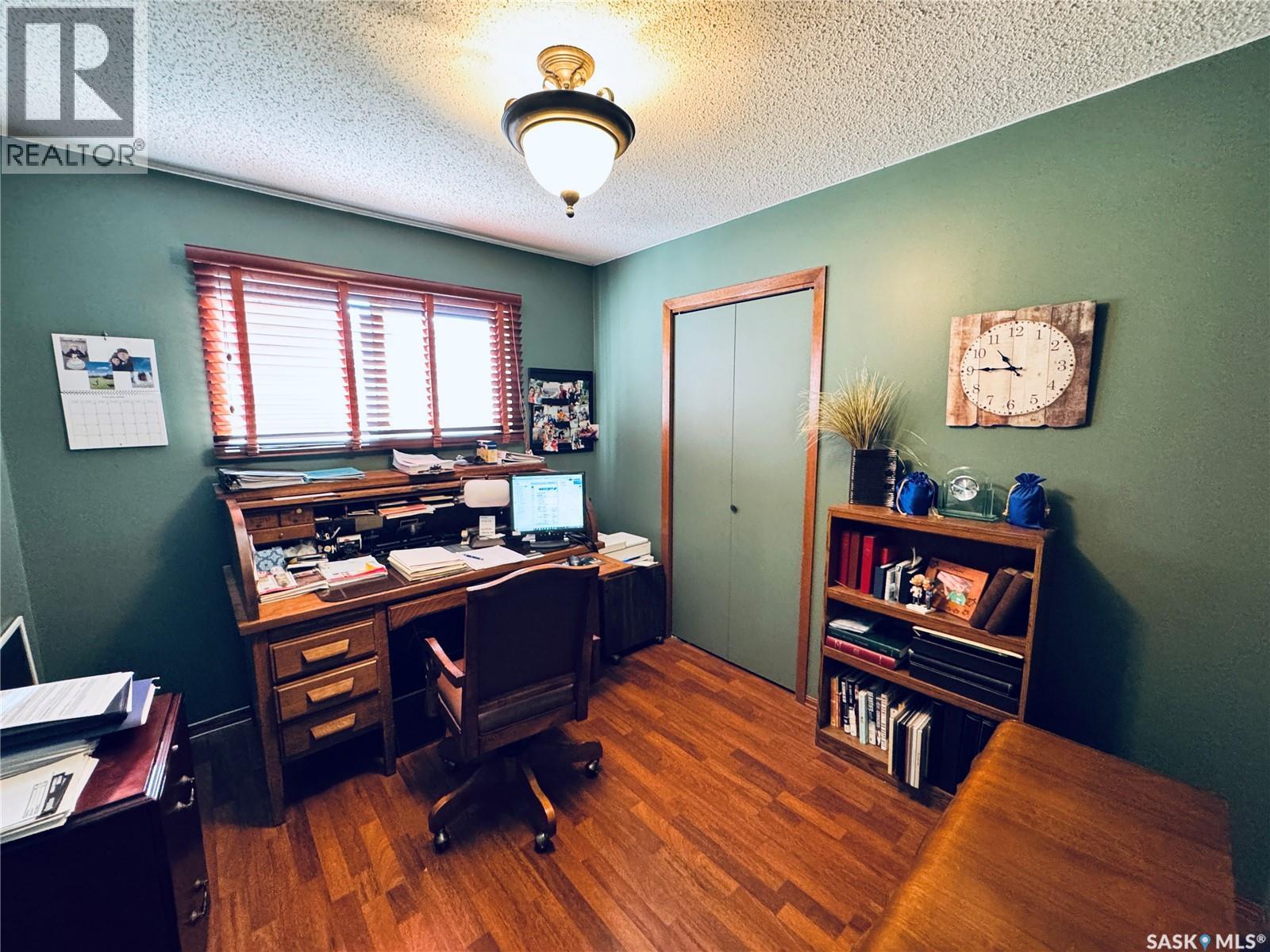 403 8th Avenue W, Biggar, Saskatchewan  S0K 0M0 - Photo 14 - SK028999