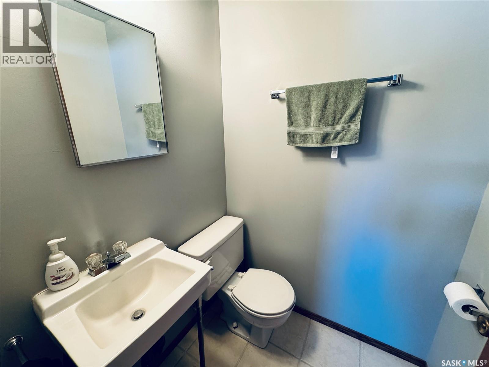 403 8th Avenue W, Biggar, Saskatchewan  S0K 0M0 - Photo 21 - SK028999