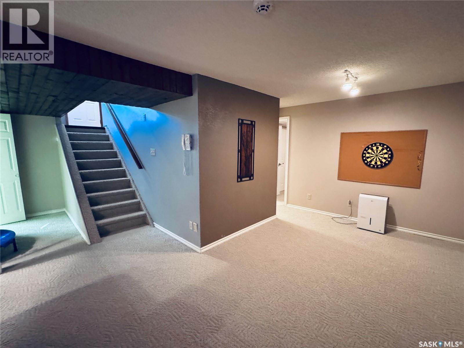 403 8th Avenue W, Biggar, Saskatchewan  S0K 0M0 - Photo 24 - SK028999