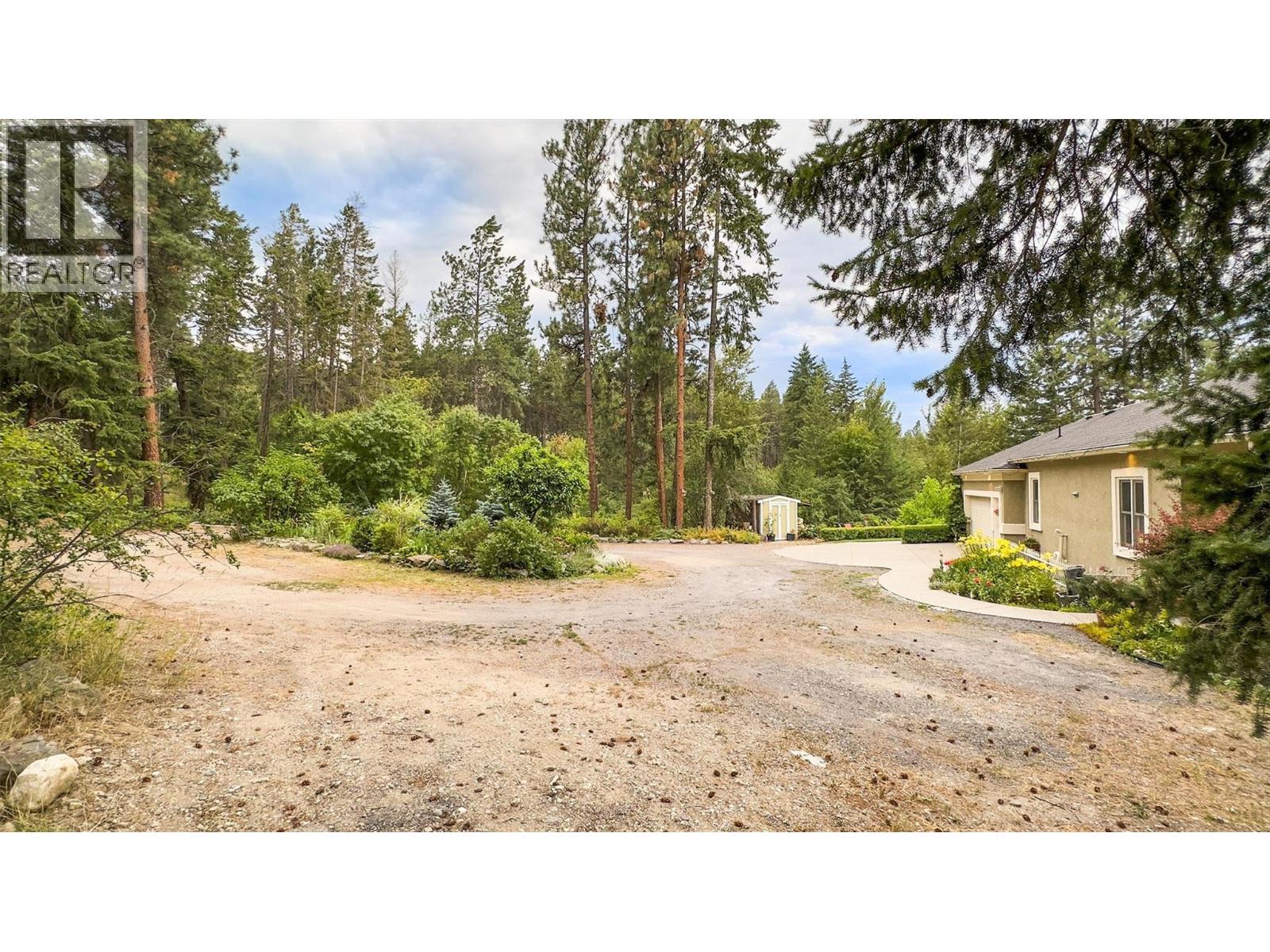 3605 Luxmoore Road, Kelowna, British Columbia  V1W 4C7 - Photo 53 - 10374438