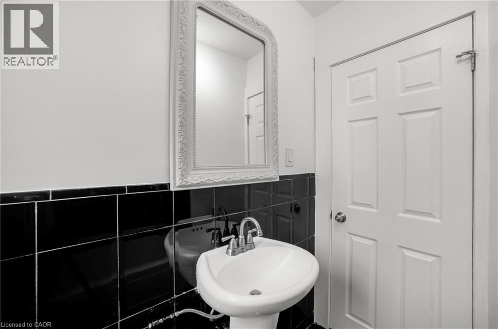 53 Paradise Road S, Hamilton, Ontario  L8S 1S3 - Photo 22 - 40807095