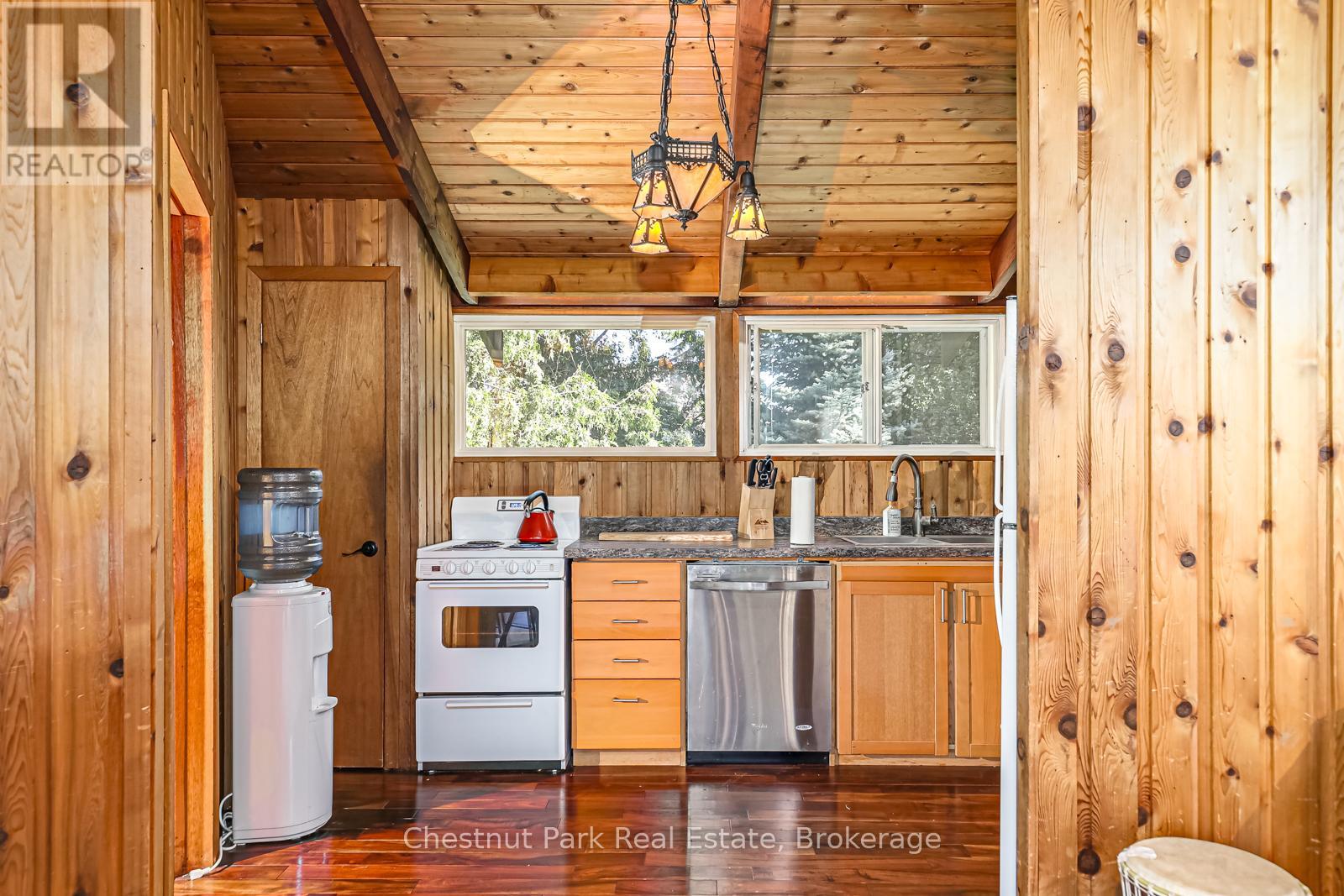 158 Wensley Drive, Blue Mountains, Ontario  N0H 1J0 - Photo 14 - X12813190