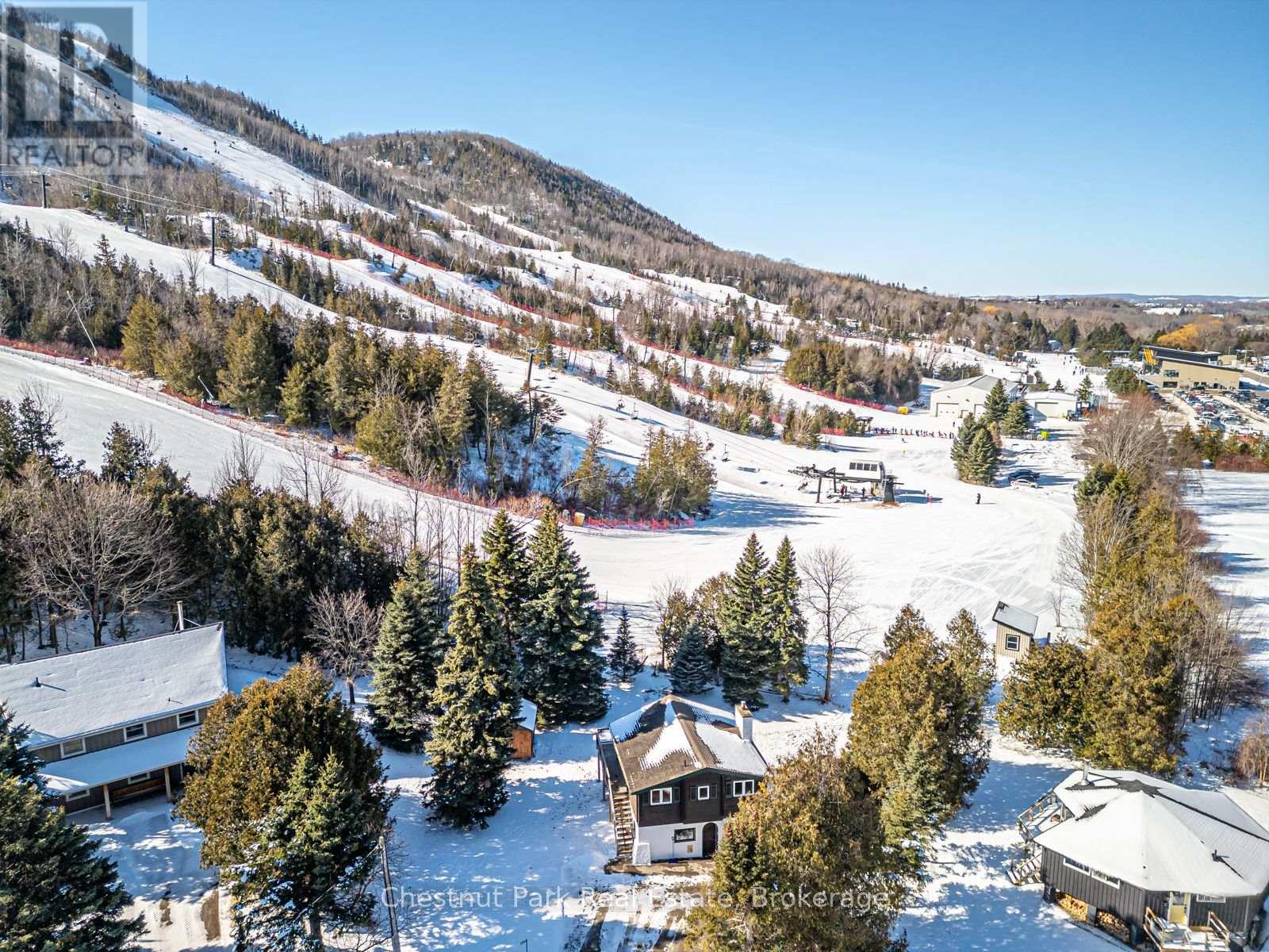 158 Wensley Drive, Blue Mountains, Ontario  N0H 1J0 - Photo 4 - X12813190