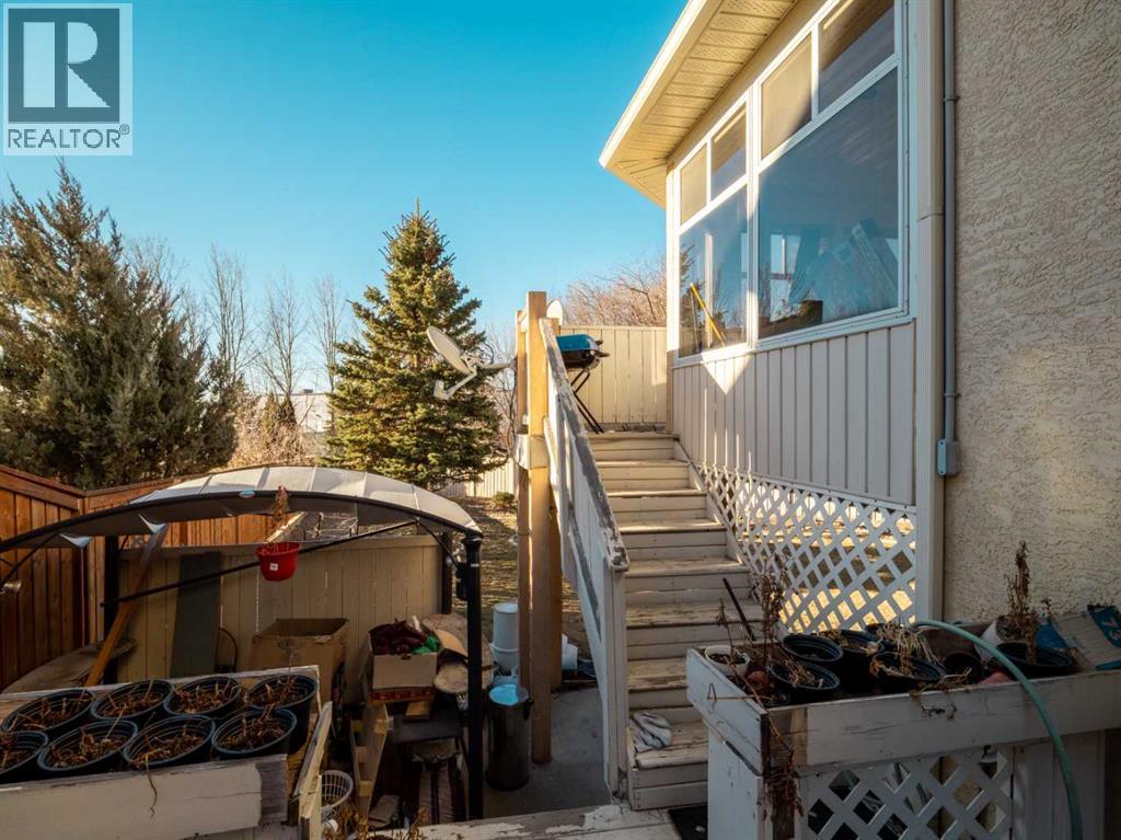 10 Fairmont Crescent S, Lethbridge, Alberta  T1K 7G3 - Photo 50 - A2279053