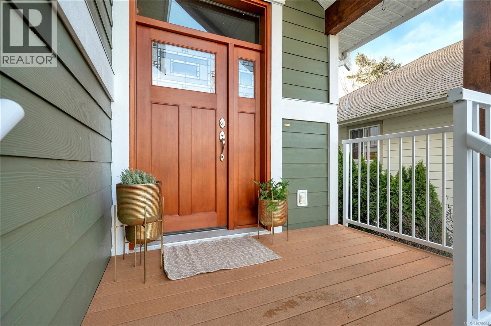 667 Nelson Rd, Campbell River, British Columbia  V9H 1T7 - Photo 2 - 1026084