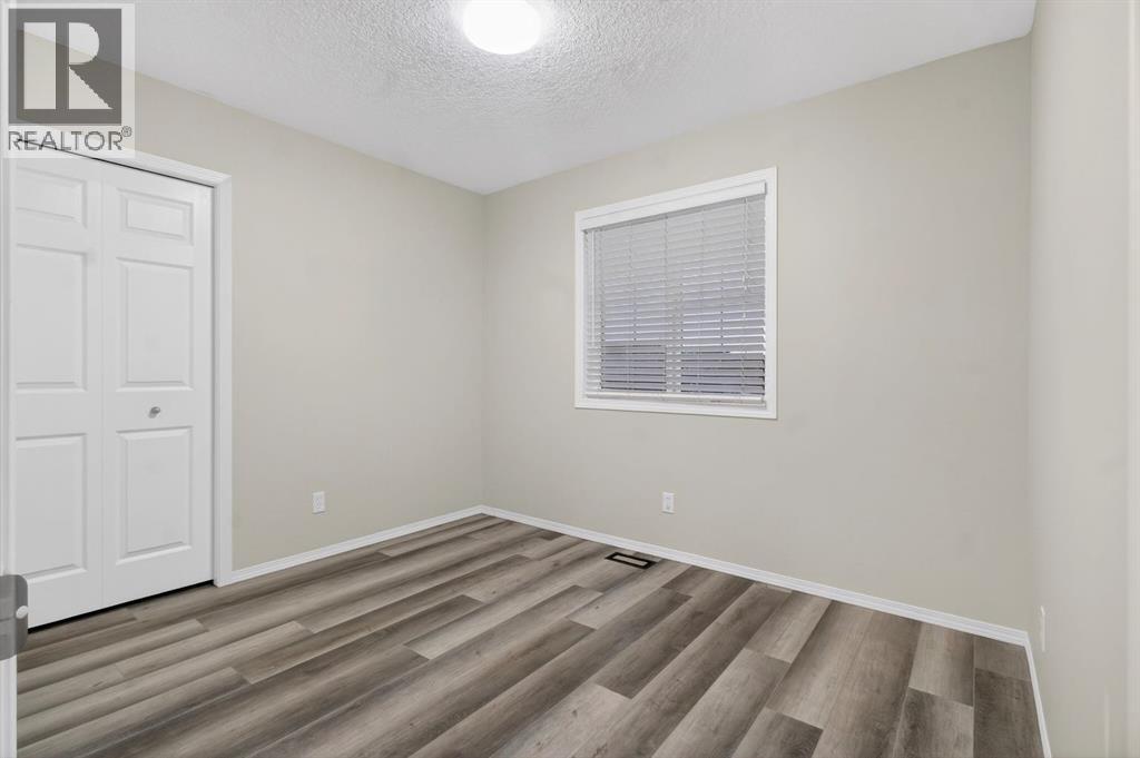 147 Everstone Rise Sw, Calgary, Alberta  T2Y 4J7 - Photo 33 - A2274354