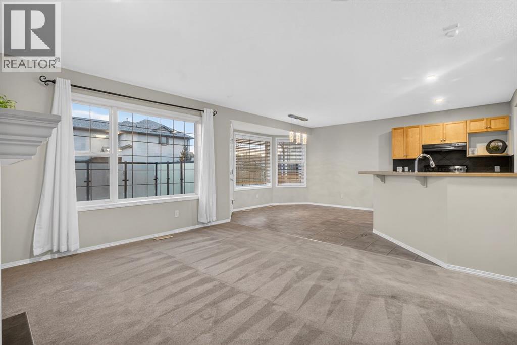 147 Everstone Rise Sw, Calgary, Alberta  T2Y 4J7 - Photo 9 - A2274354