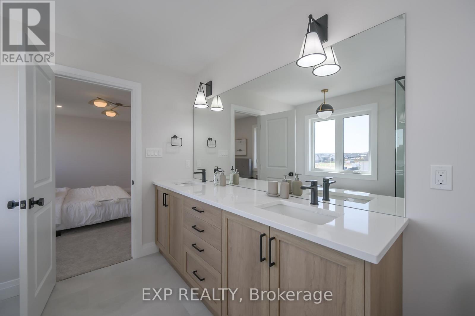 1604 Vandusen Court, London North, Ontario  N5X 0G2 - Photo 13 - X12813080