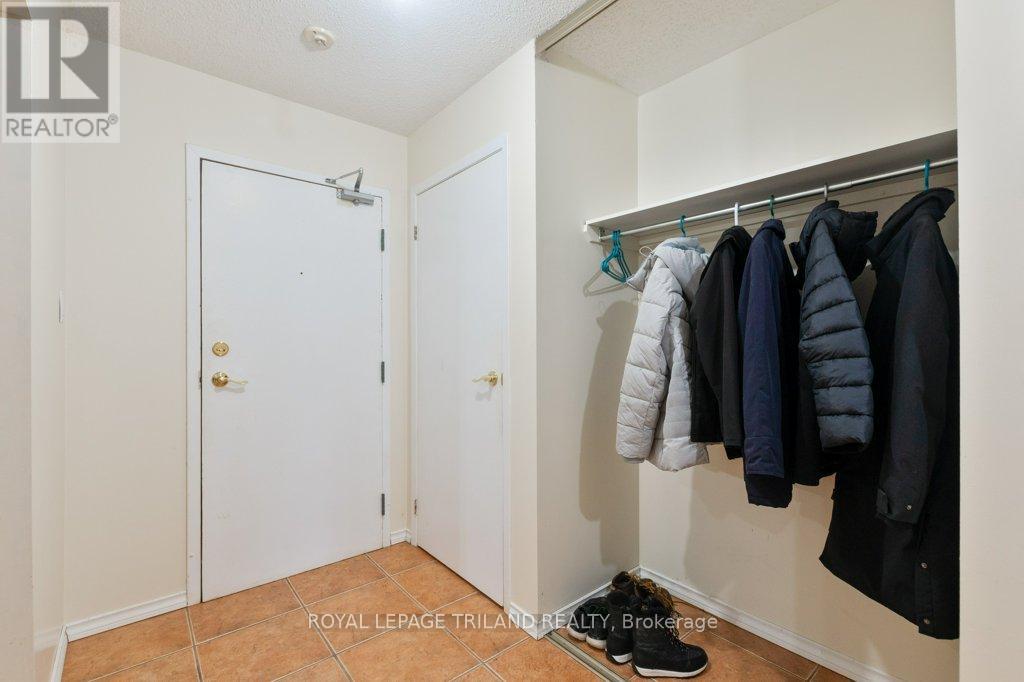 104 - 729 Deveron Crescent, London South, Ontario  N5Z 4X5 - Photo 31 - X12813082