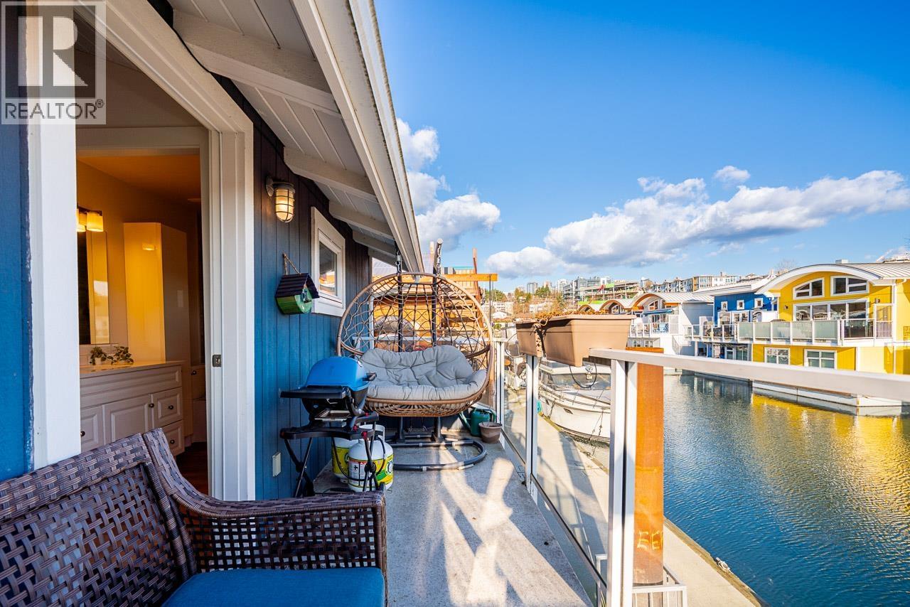 A015 415 Esplanade Avenue, North Vancouver, British Columbia  V7M 1A6 - Photo 33 - R3089415