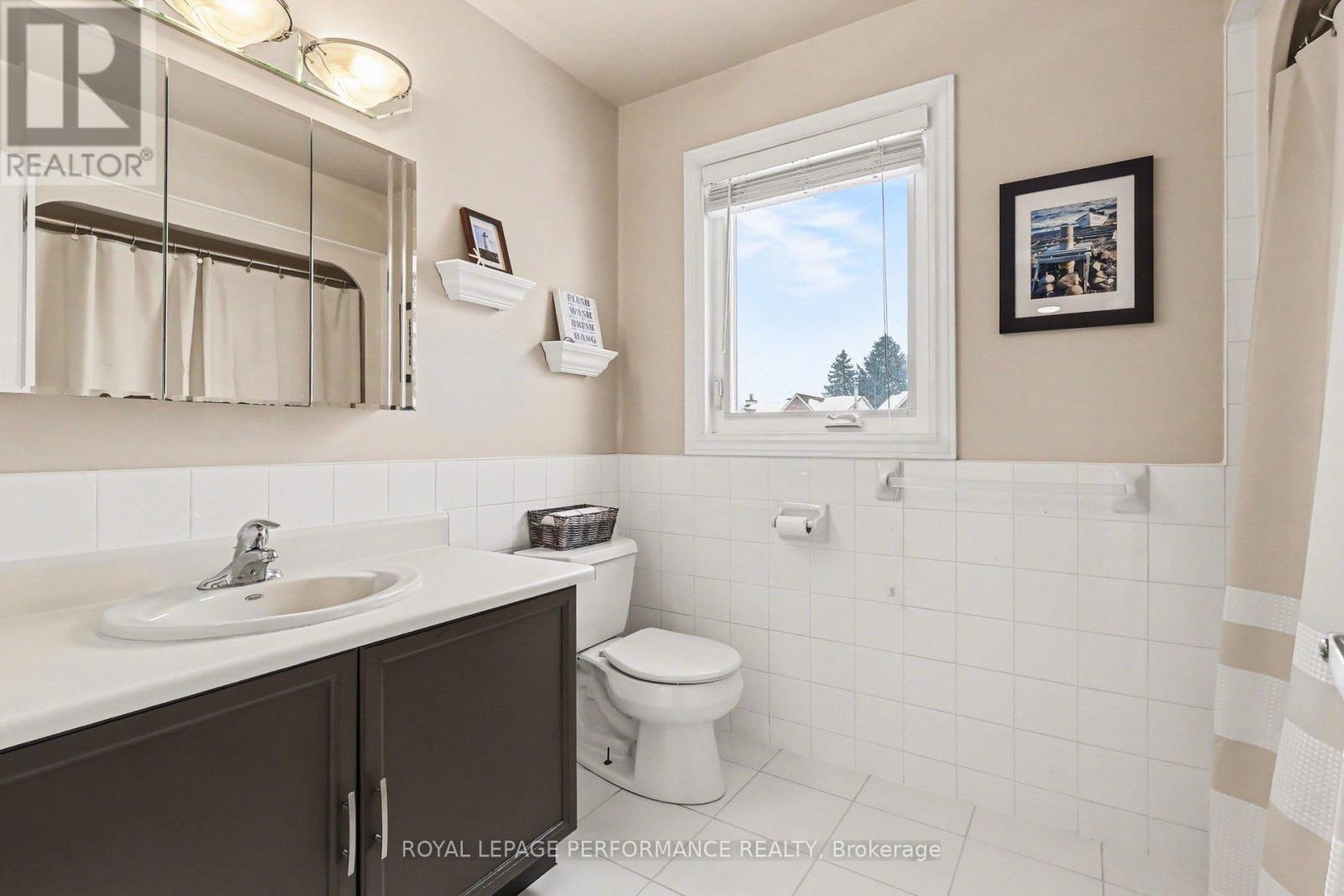 1606 Westport Crescent, Ottawa, Ontario  K1C 6C8 - Photo 27 - X12813152