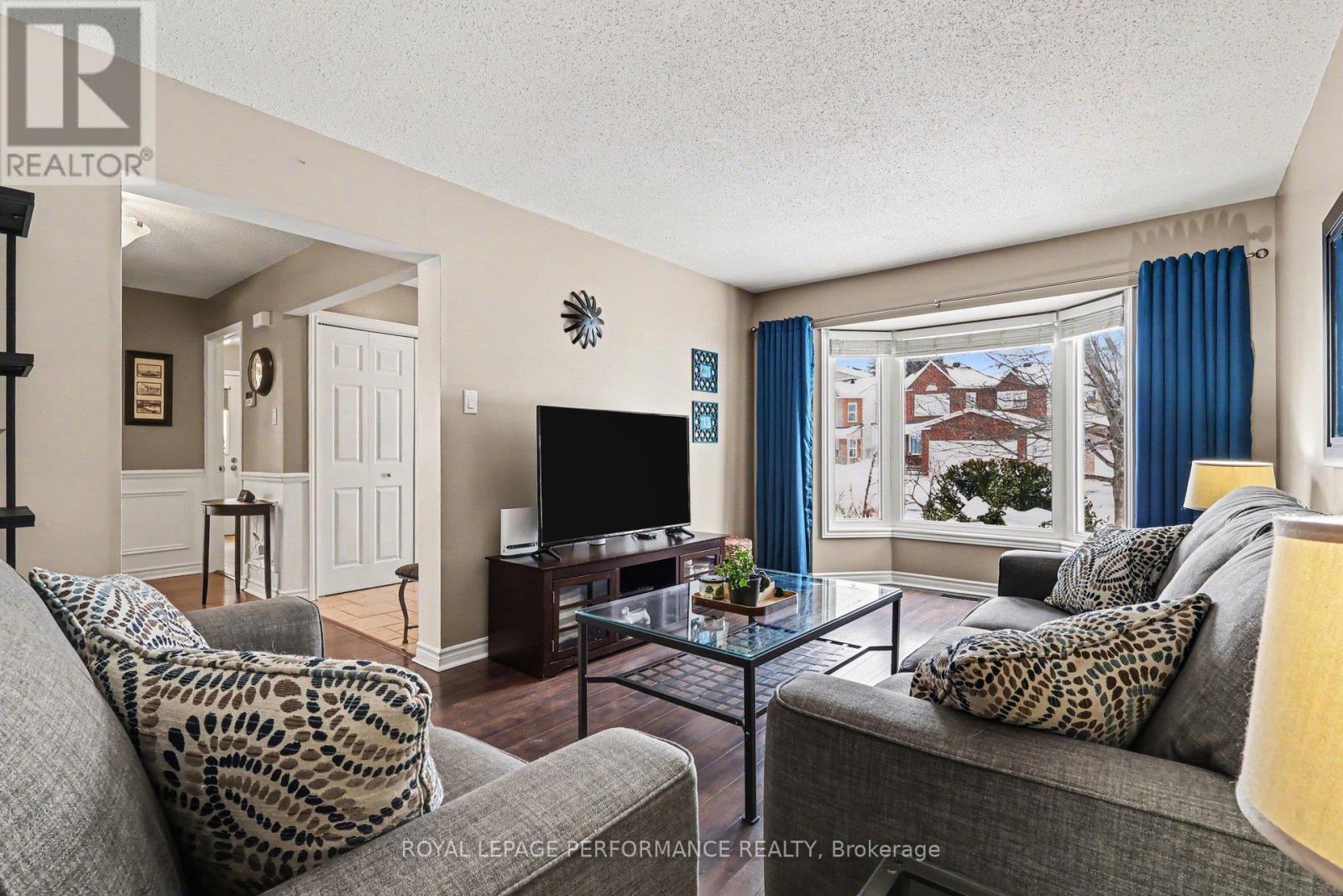 1606 Westport Crescent, Ottawa, Ontario  K1C 6C8 - Photo 7 - X12813152