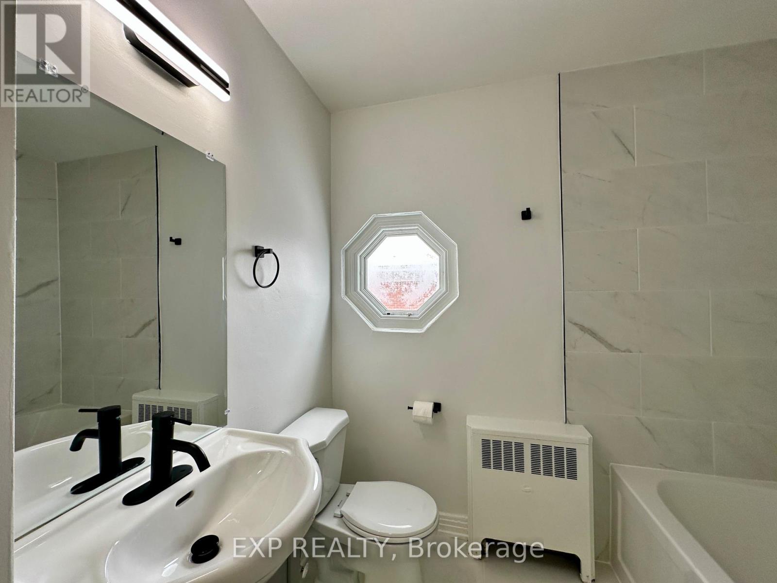 5 - 839 Kirkwood Avenue, Ottawa, Ontario  K1Z 5Y1 - Photo 11 - X12813192