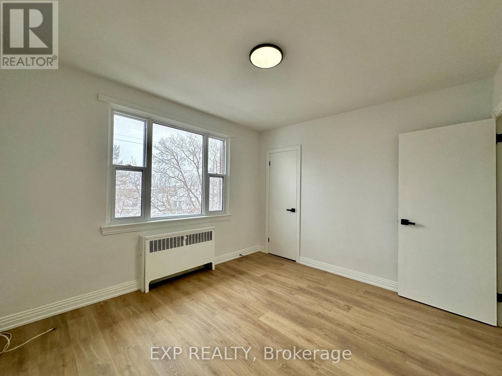 5 - 839 Kirkwood Avenue, Ottawa, Ontario  K1Z 5Y1 - Photo 12 - X12813192