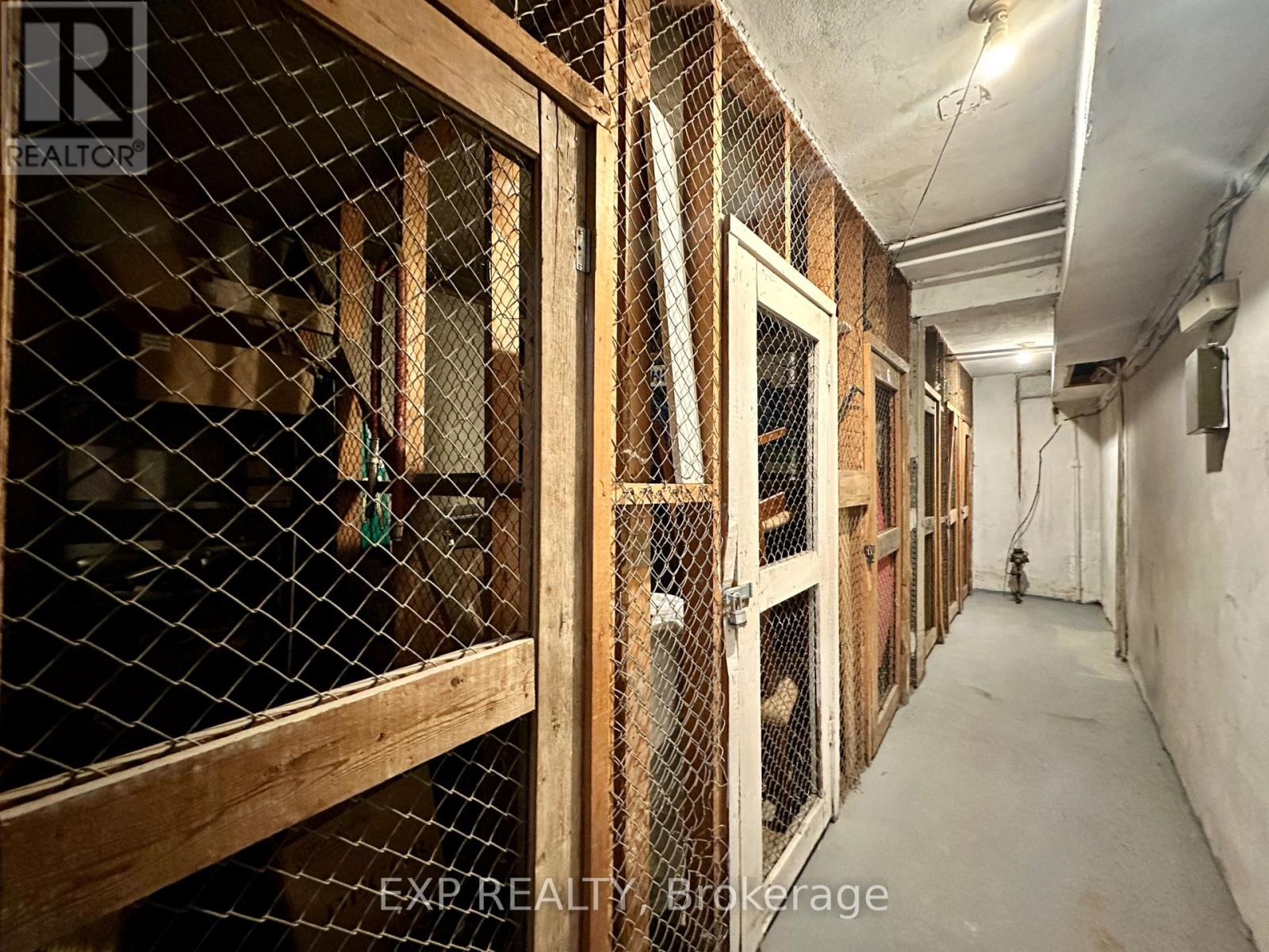 5 - 839 Kirkwood Avenue, Ottawa, Ontario  K1Z 5Y1 - Photo 15 - X12813192