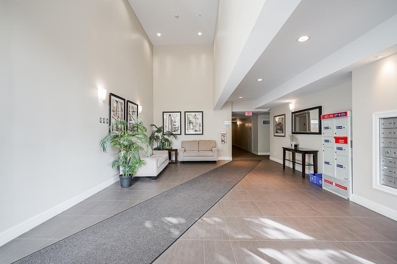 316 6480 195a Street, Surrey, British Columbia  V4N 6P1 - Photo 5 - R3092635