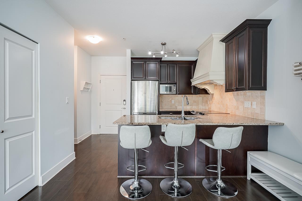 316 6480 195a Street, Surrey, British Columbia  V4N 6P1 - Photo 8 - R3092635