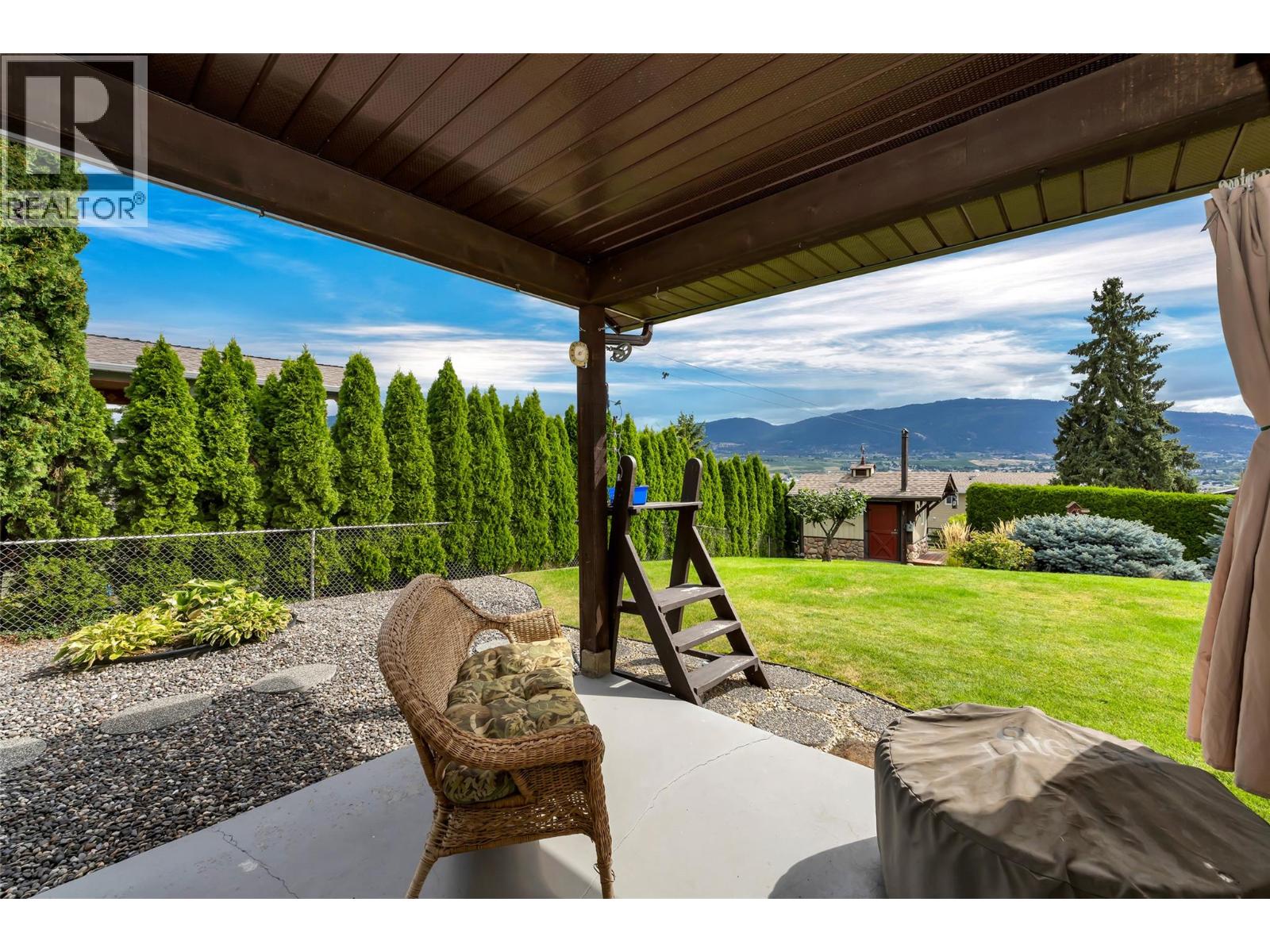 6463 Blue Jay Road, Vernon, British Columbia  V1H 1W5 - Photo 33 - 10376570