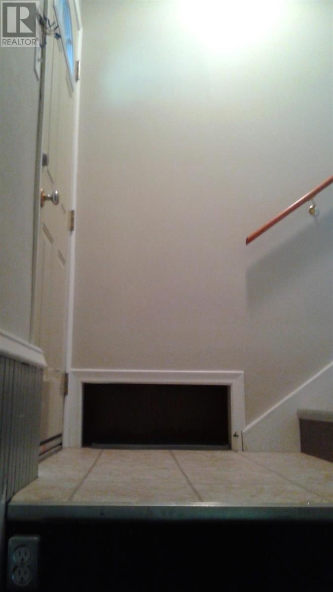 70 Kent Ave, Sault Ste. Marie, Ontario  P6B 4G9 - Photo 27 - SM260346