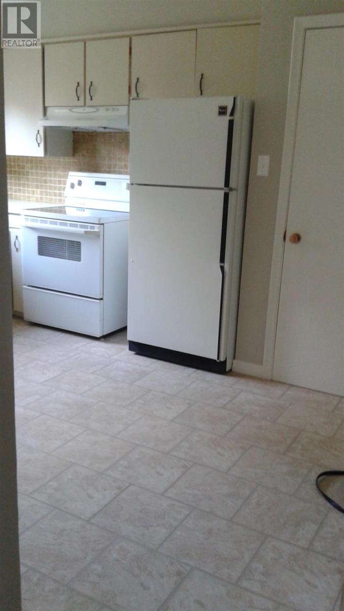 70 Kent Ave, Sault Ste. Marie, Ontario  P6B 4G9 - Photo 6 - SM260346