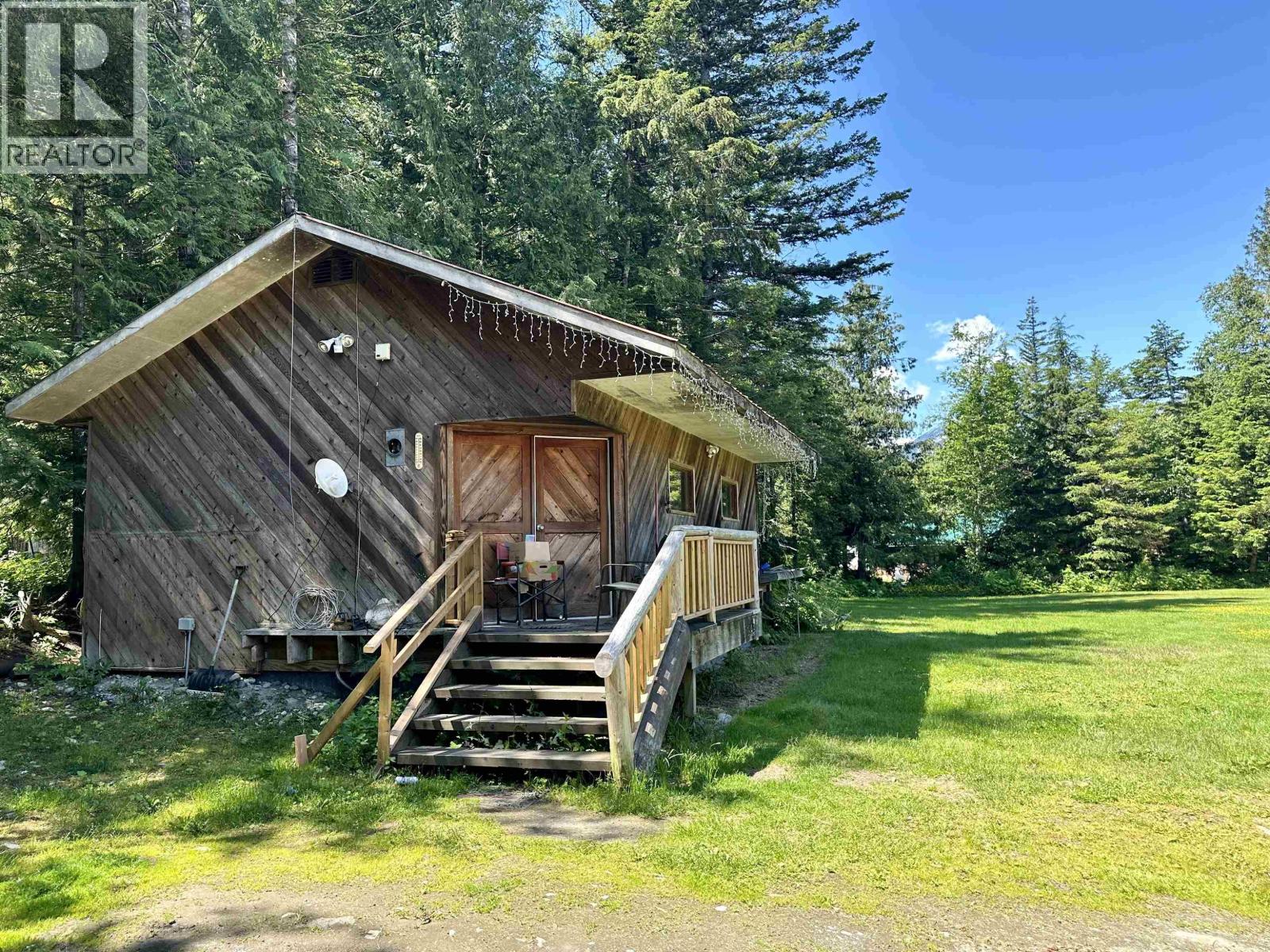 2498 S Douglas Drive, Hagensborg, British Columbia  V0T 1H0 - Photo 13 - R2897406