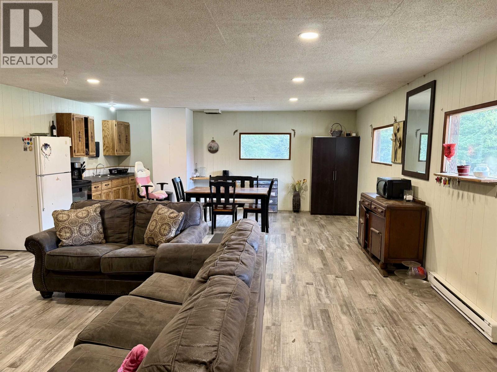 2498 S Douglas Drive, Hagensborg, British Columbia  V0T 1H0 - Photo 15 - R2897406