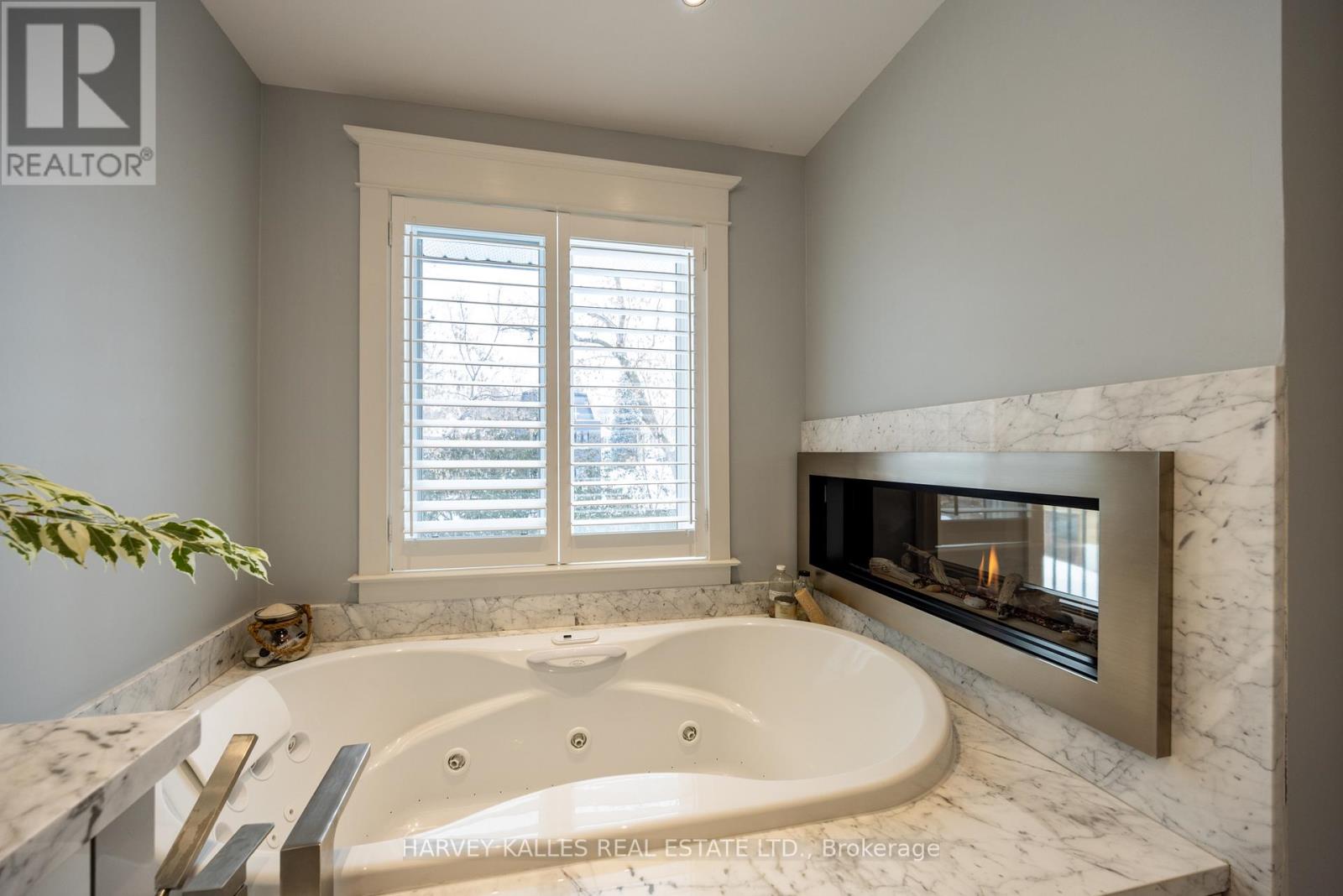 353 Briar Hill Avenue, Toronto, Ontario  M4R 1J3 - Photo 20 - C12813146