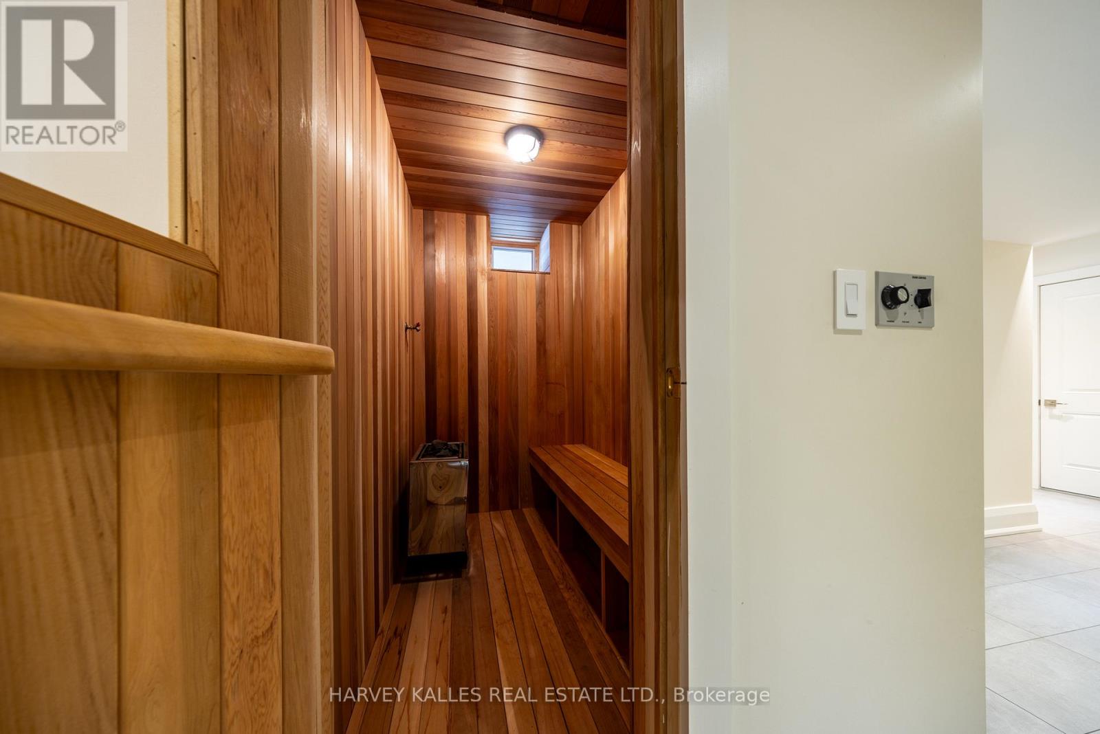 353 Briar Hill Avenue, Toronto, Ontario  M4R 1J3 - Photo 36 - C12813146